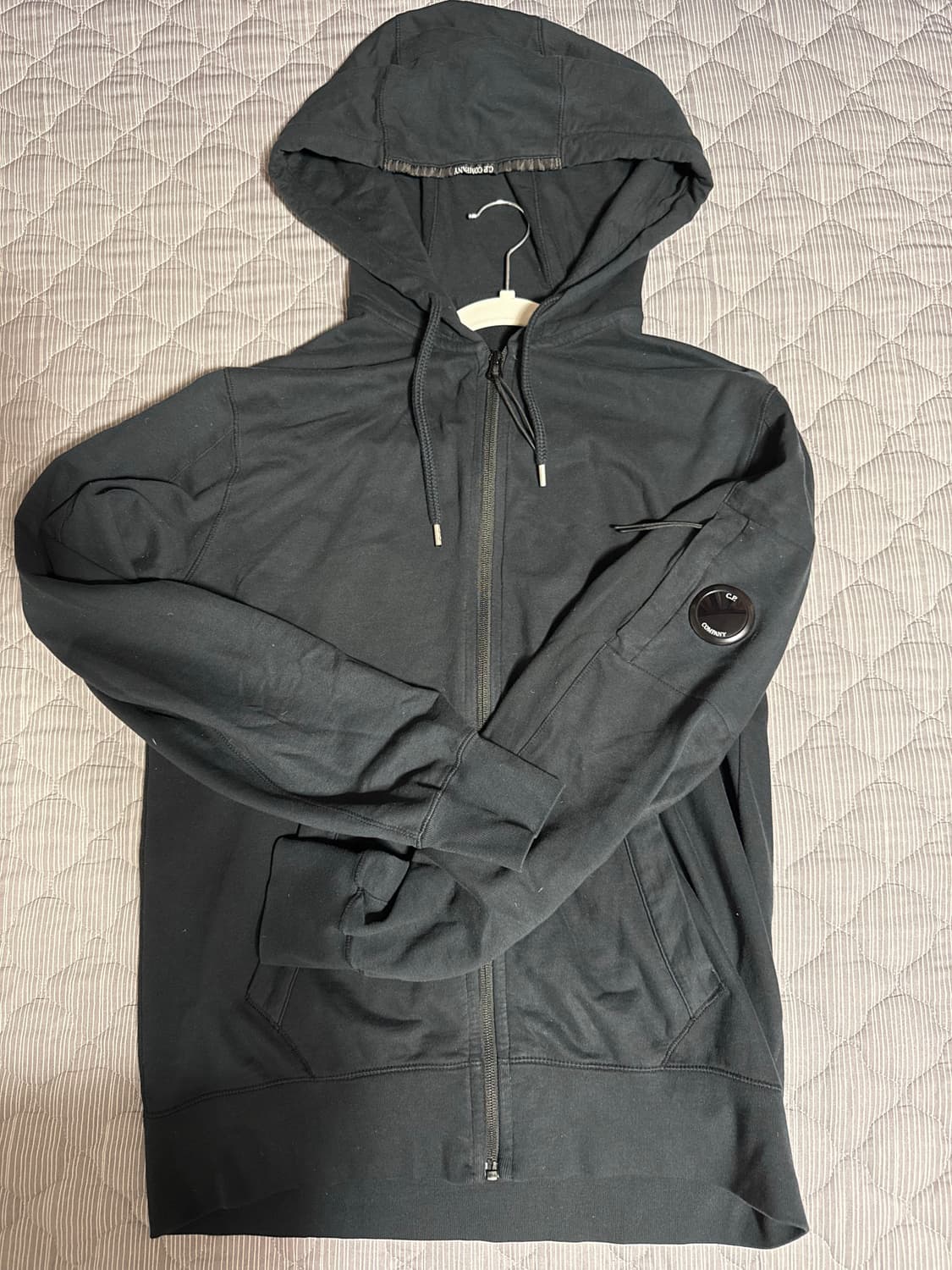 Cp컴퍼니 라이트 플리스 집업 L 상품이미지1