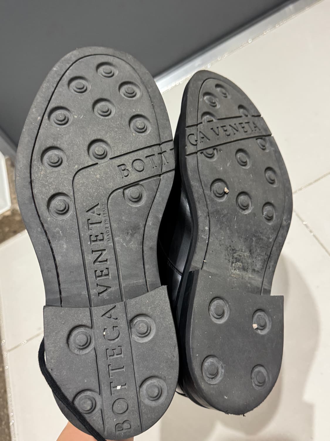 보테가베네타 인트레치아토 더비 44사이즈 상품이미지4