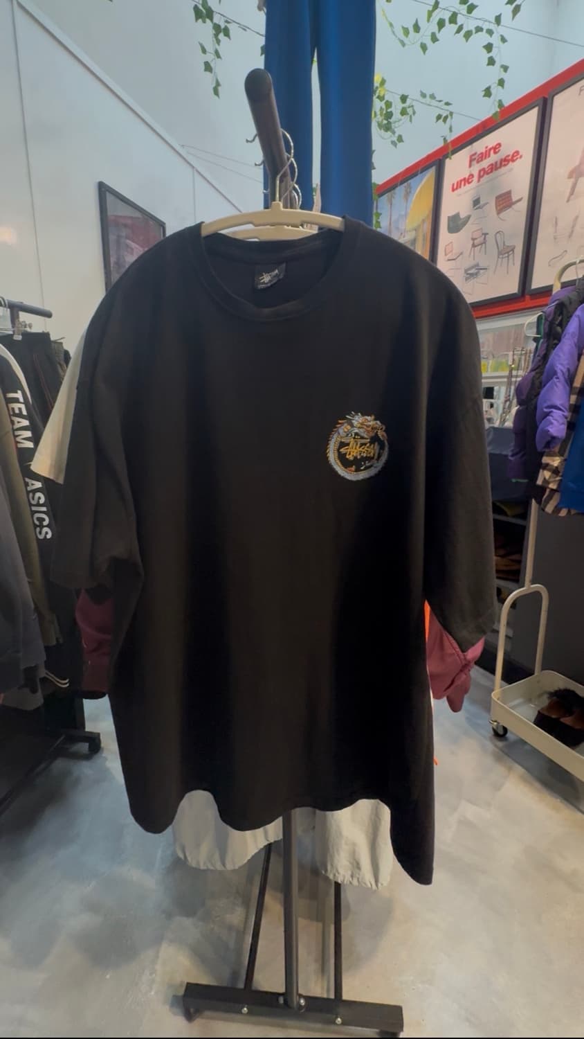 STUSSY 드래곤 서클 로고 반팔 티셔츠 (블랙) 상품이미지9