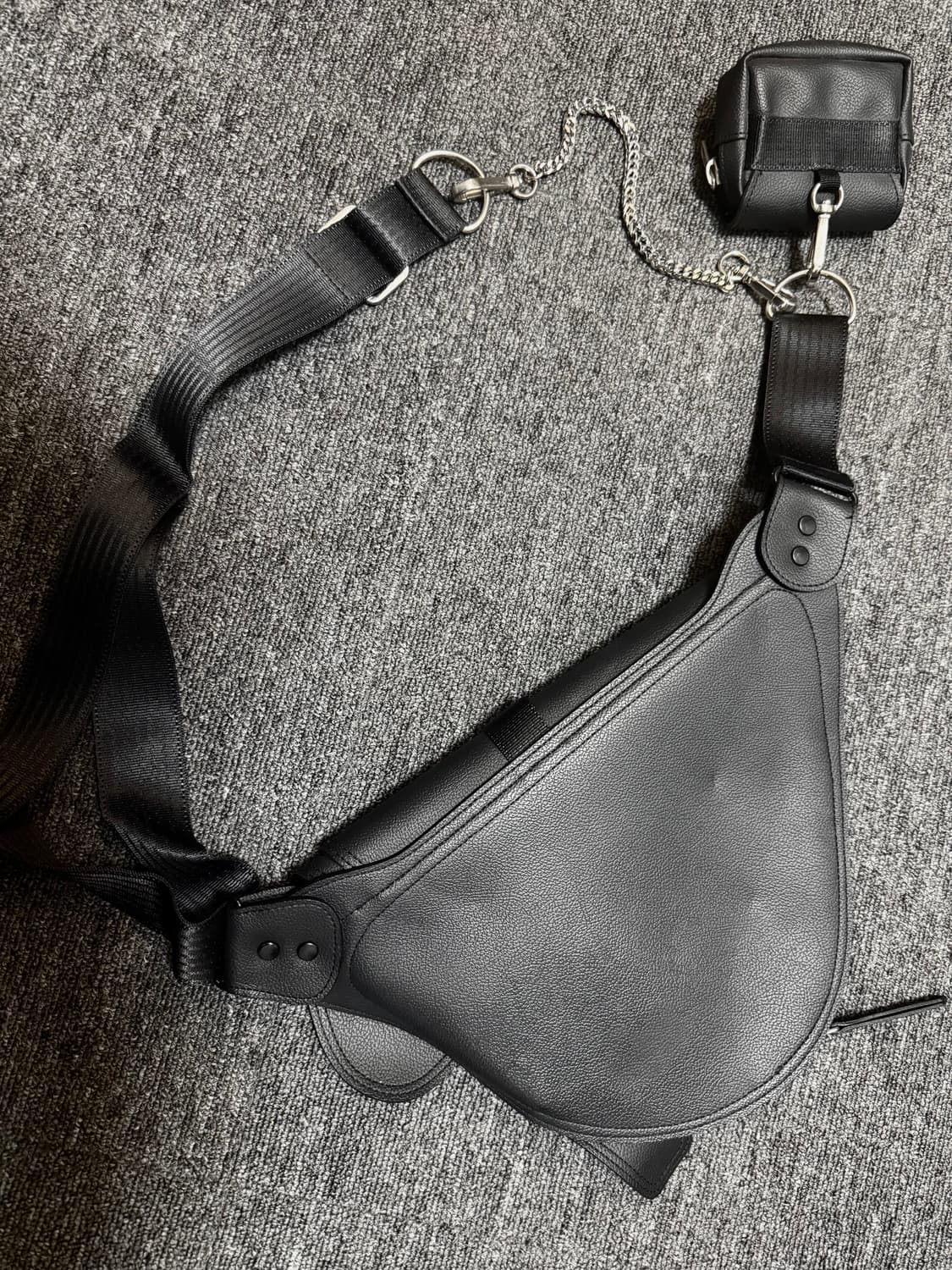 이우가마카라스 Triple Covered Crow Buckle Bag 상품이미지6