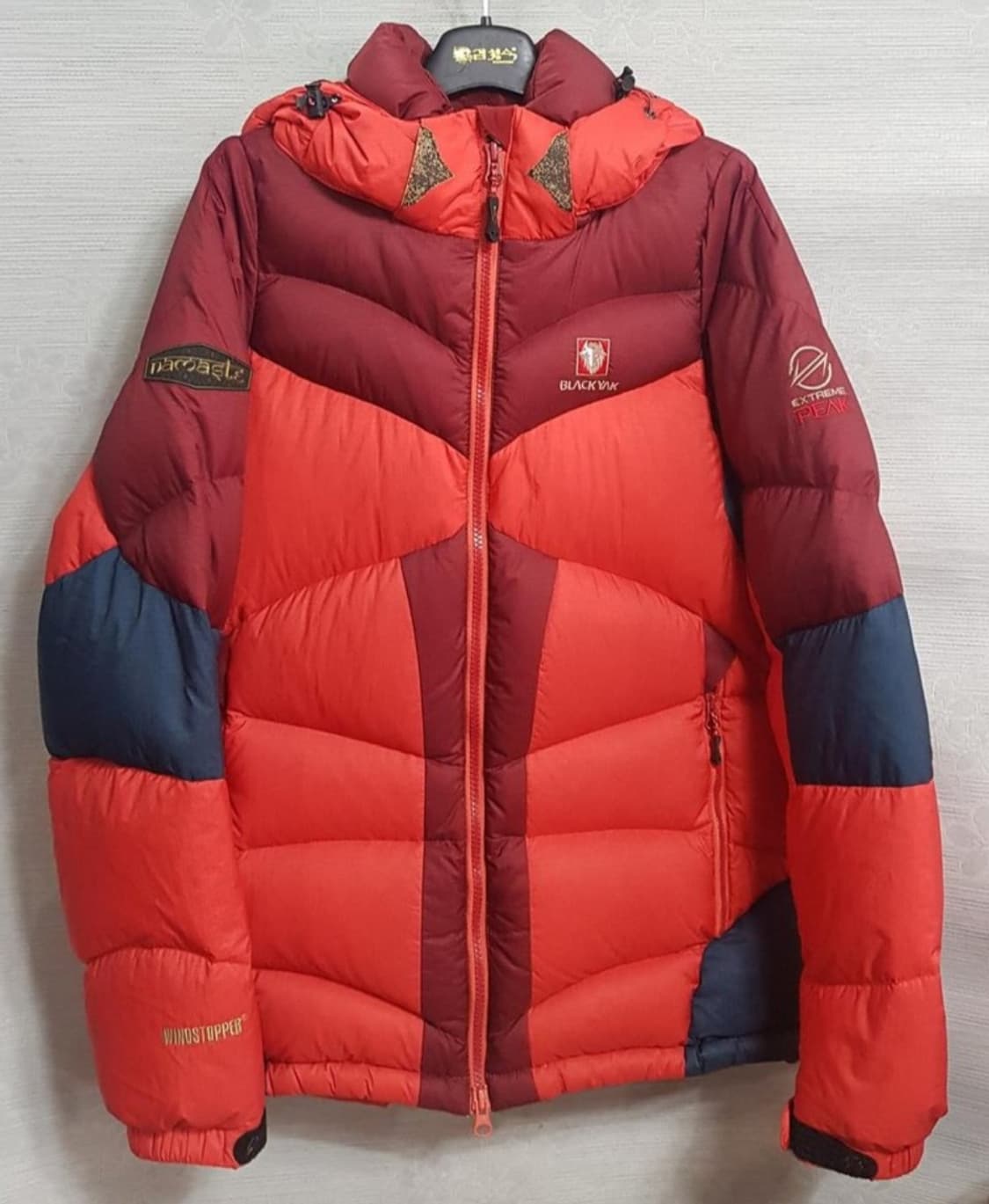 블랙야크 여성 헤비구스패딩 상품이미지1