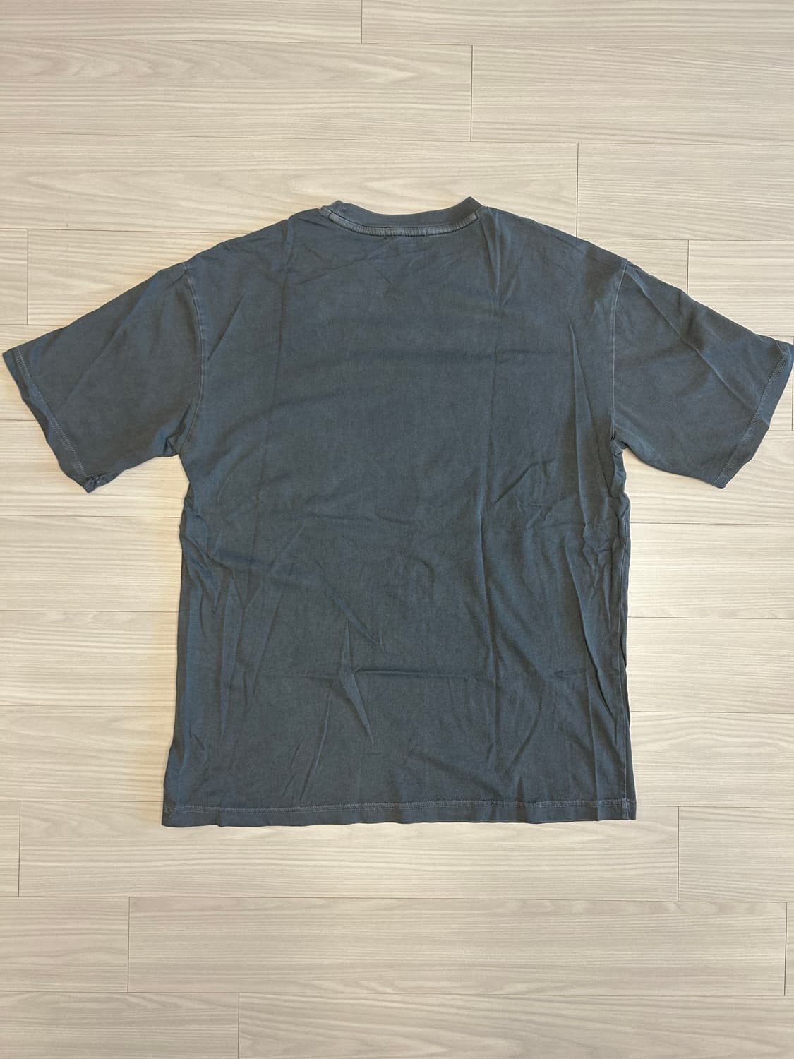 스파오 주술회전 고죠사토루 티셔츠 상품이미지2