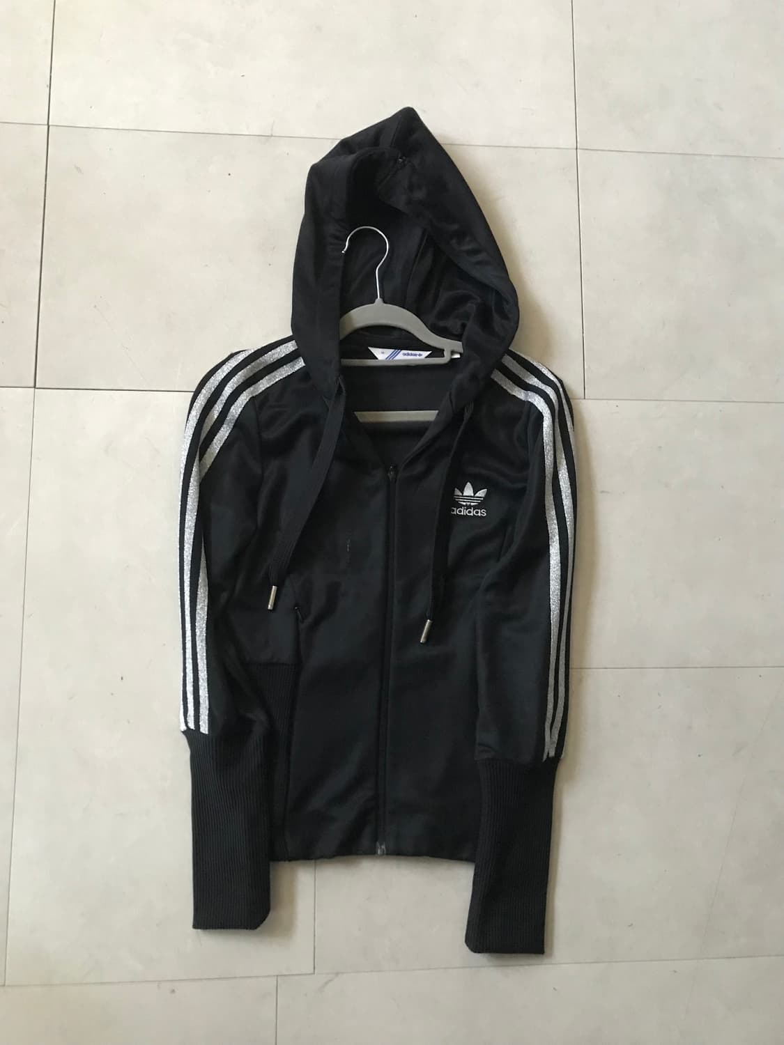 아디다스 블랙 실버 딱붙핏 후드 져지 상품이미지8