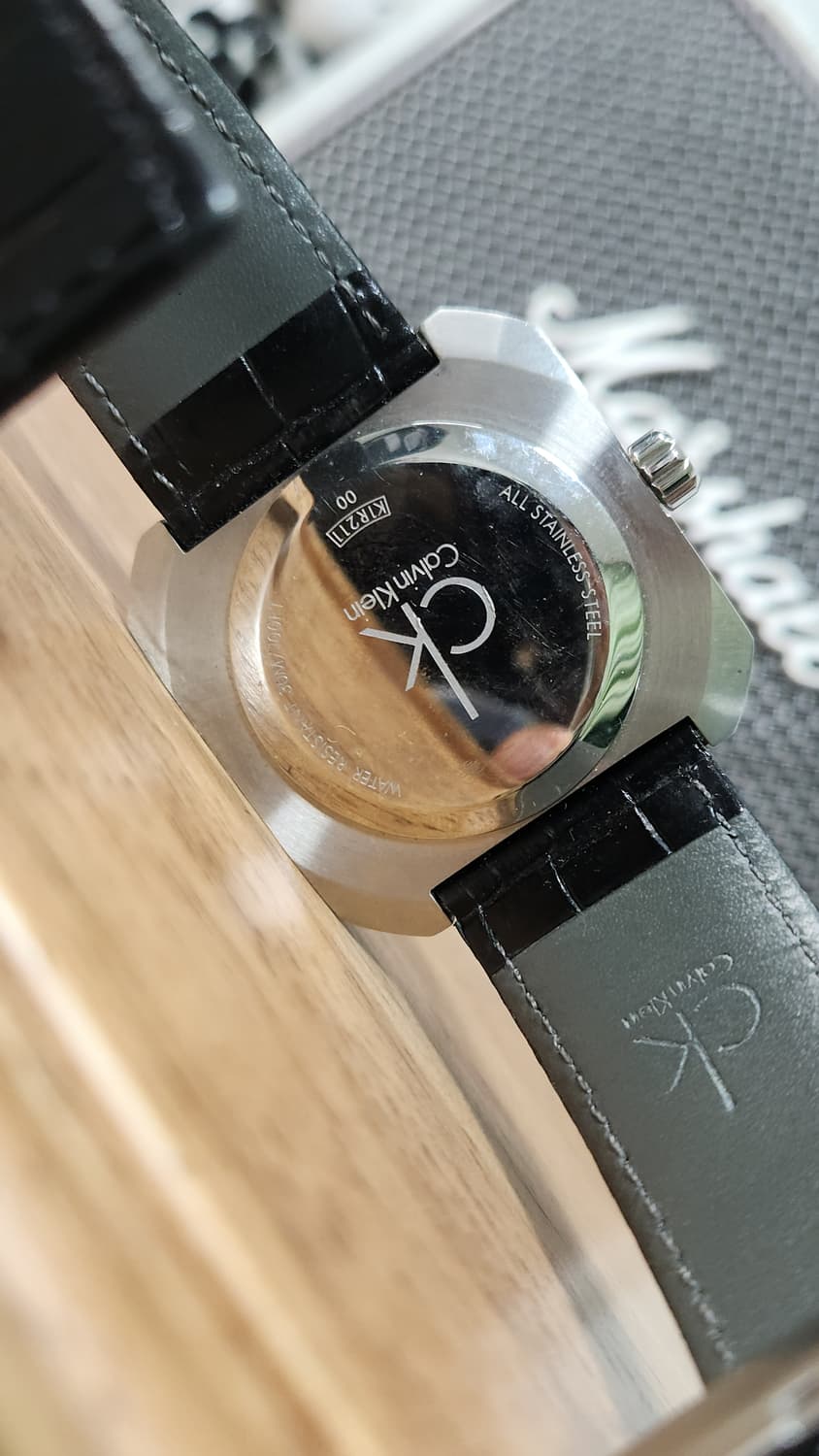 # 캘빈클라인 솔리드 스위스쿼츠 옥타곤 남성명품 가죽시계 급처 상품이미지4