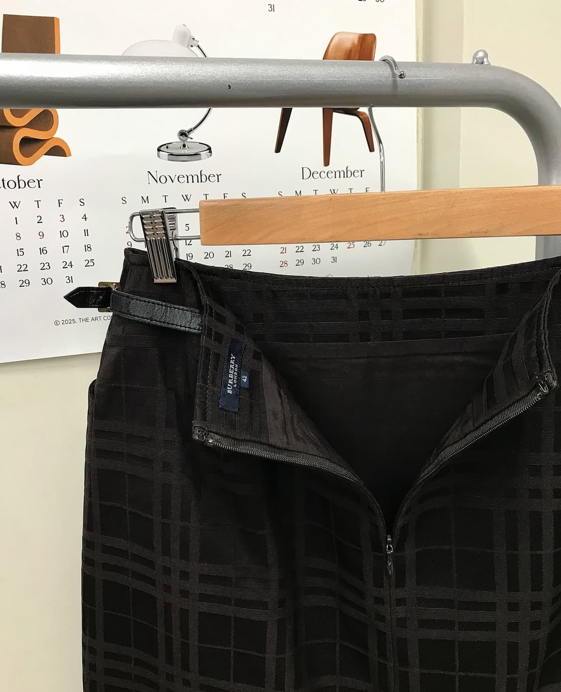 버버리 브라운 버클 체크 스커트 상품이미지4