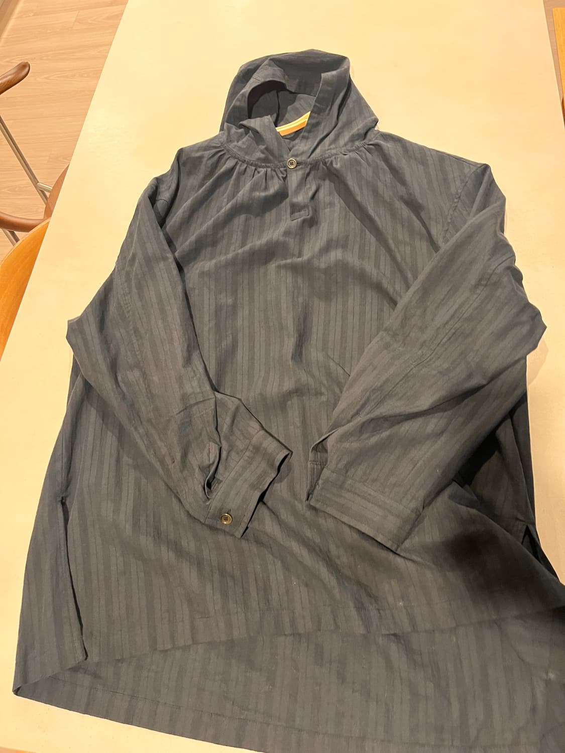 [M] 아모멘토 셔링 후드셔츠 상품이미지1