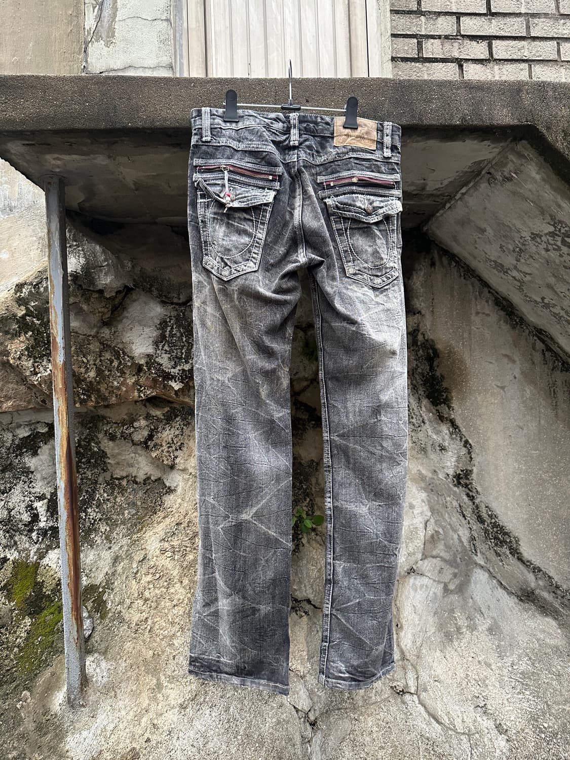 Vintage skull point gray washing jeans 상품이미지8