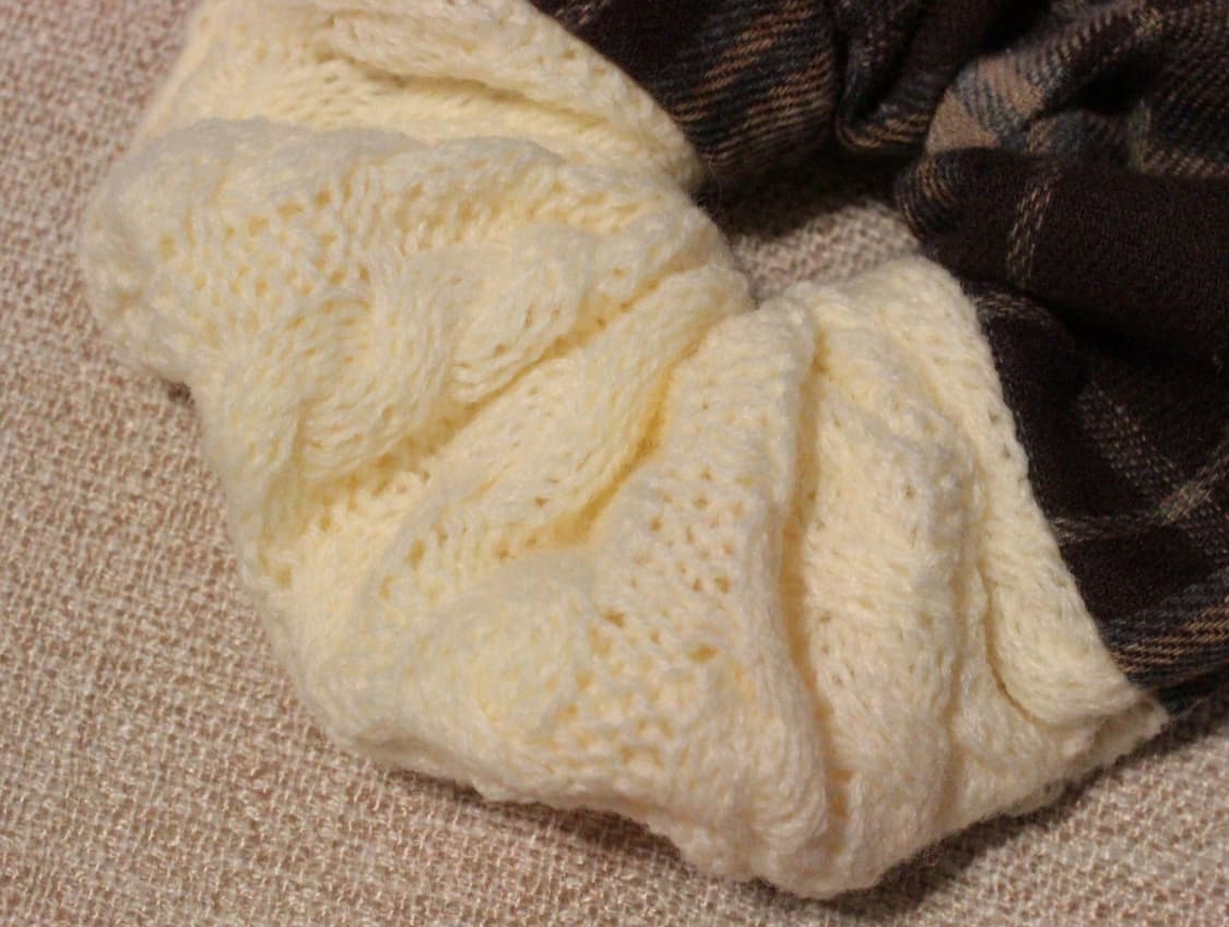 핸드메이드 모리걸 꽈배기니트 스크런치 상품이미지3