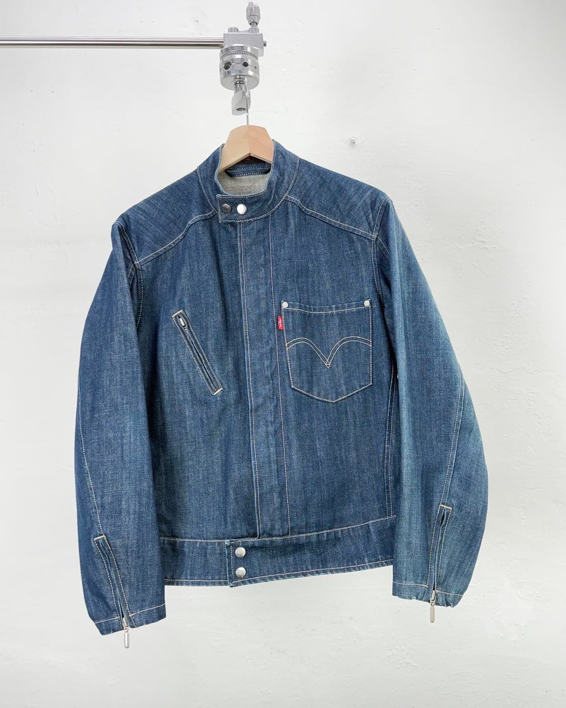 리바이스 엔지니어드 인디고 블루 엔진 데님 바이커 자켓 상품이미지1