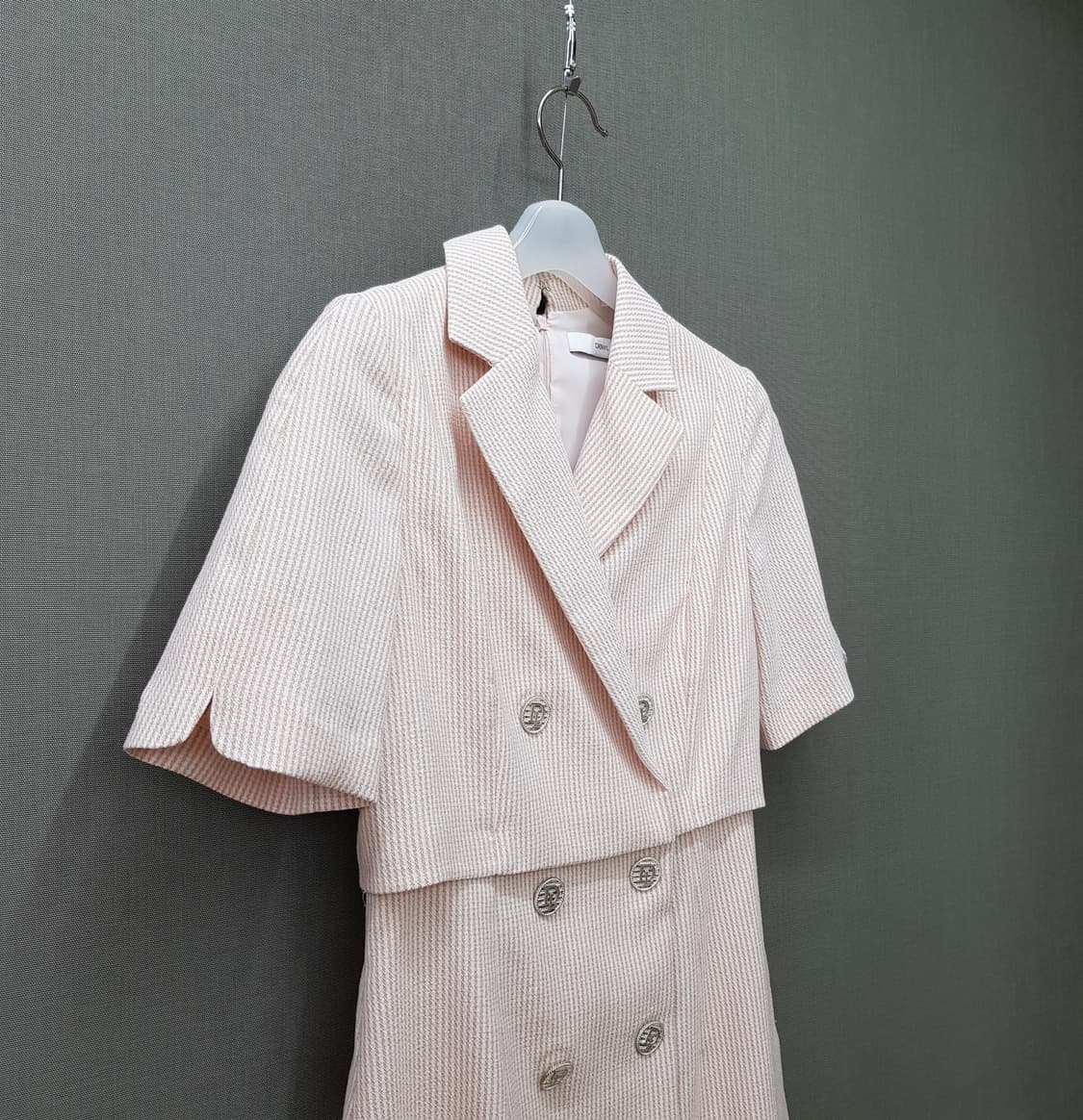 듀엘 DEWL 2022더블버튼 플레어 원피스 55사이즈 상품이미지3