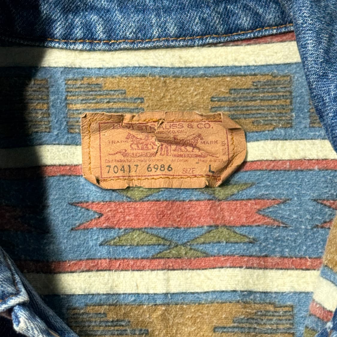 80s USA 리바이스 나바호 블랭킷 데님 트러커 (old-8530) 상품이미지4