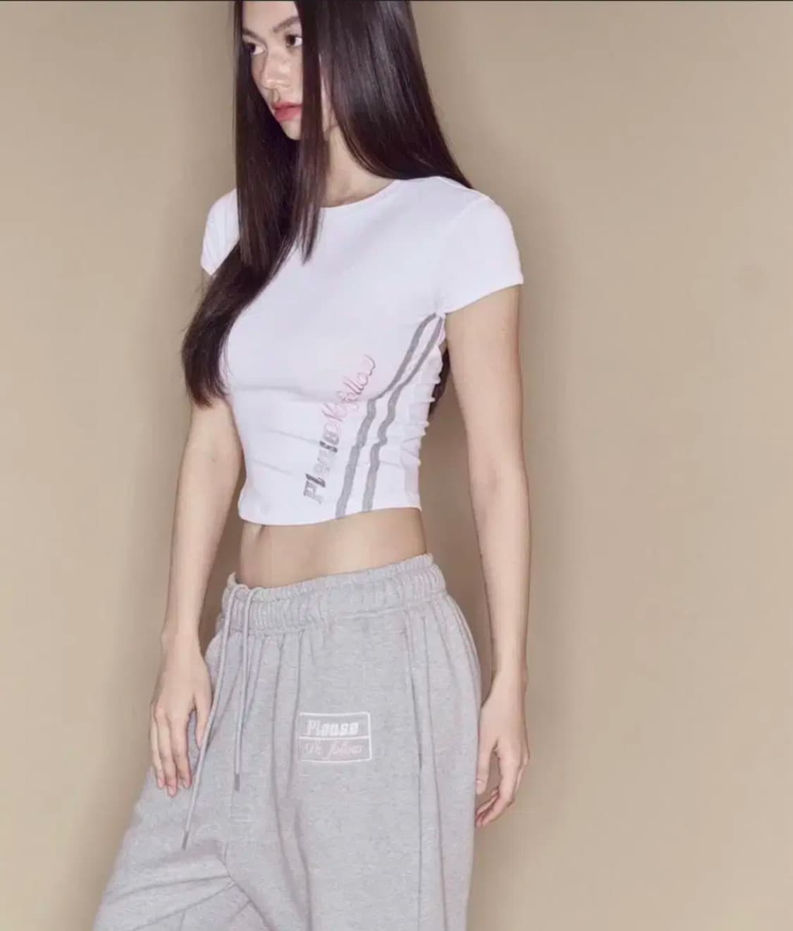 플리즈노팔로우 백리스 로고 라인탑 화이트 상품이미지1