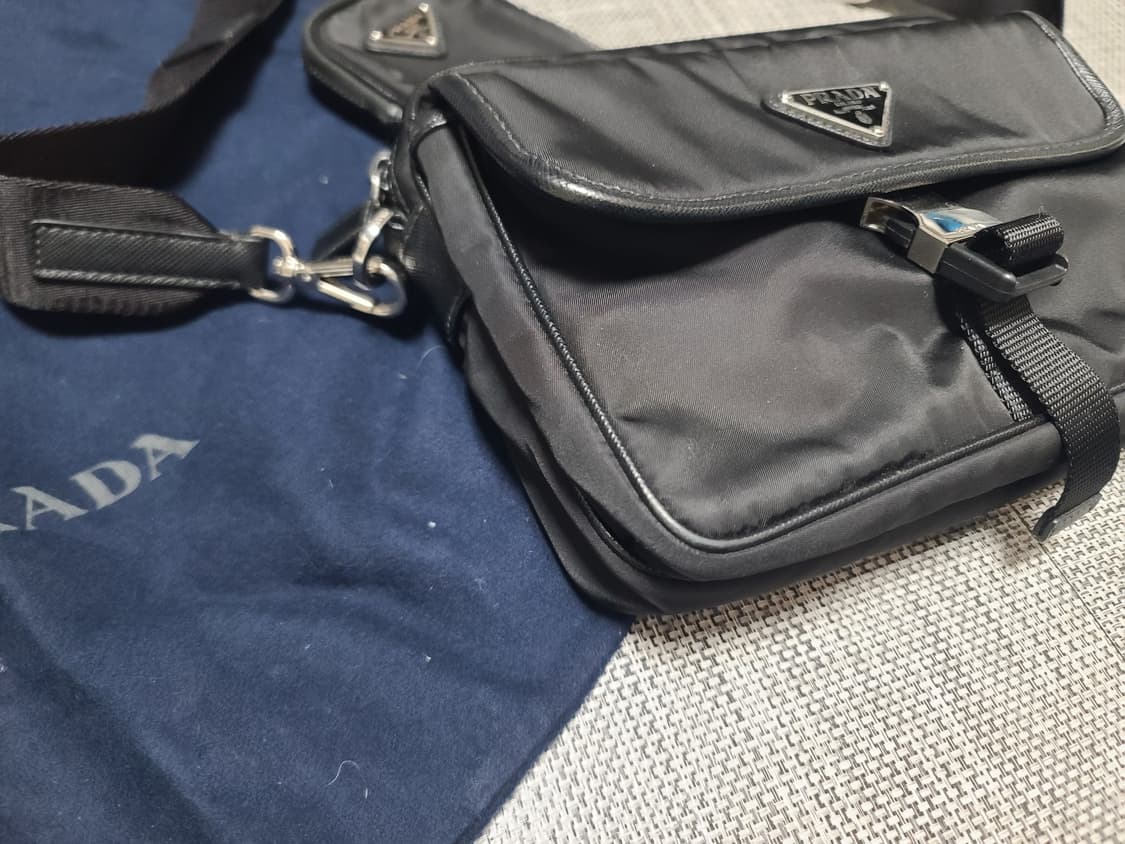 프라다 2vh133 버클 크로스백 메신저백 숄더백 상품이미지4