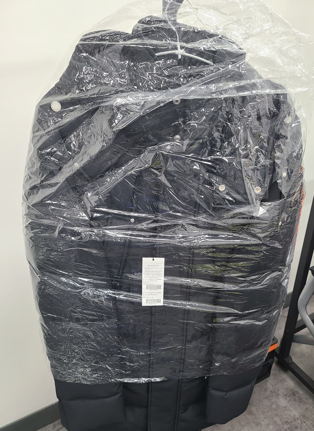 무스너클 후드다운 패딩 사이즈s 상품이미지3