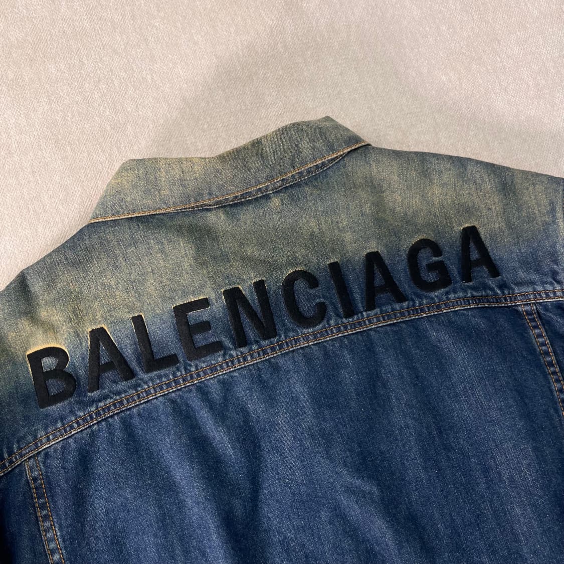 100 발렌시아가 2018 데님 자수 청자켓 상품이미지7