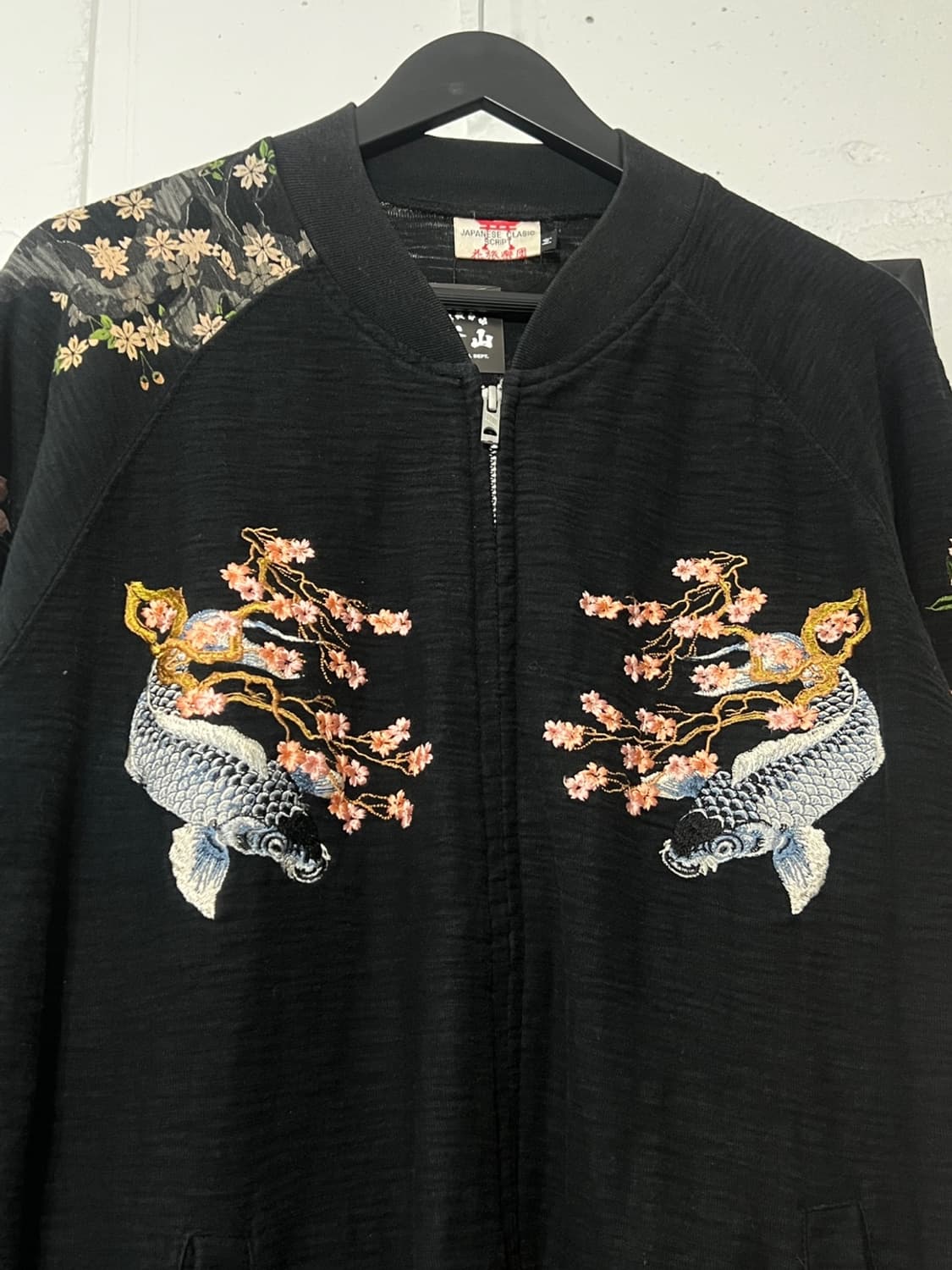 Script 花旅楽団 Oriental Koi x Sakura Zipup  상품이미지3