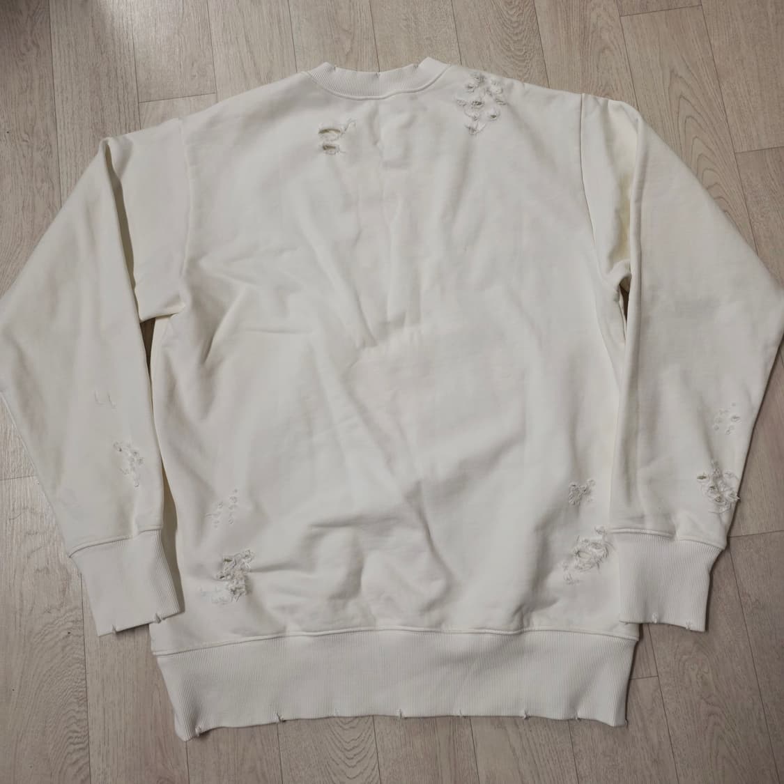 [2] kolor 데미지 스웻 셔츠 맨투맨 컬러 컬러비콘 상품이미지5