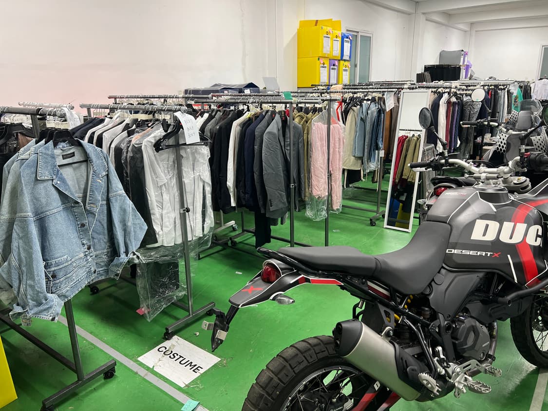 Tom Ford 톰포드 크로커 패턴 레더 클러치백 상품이미지10