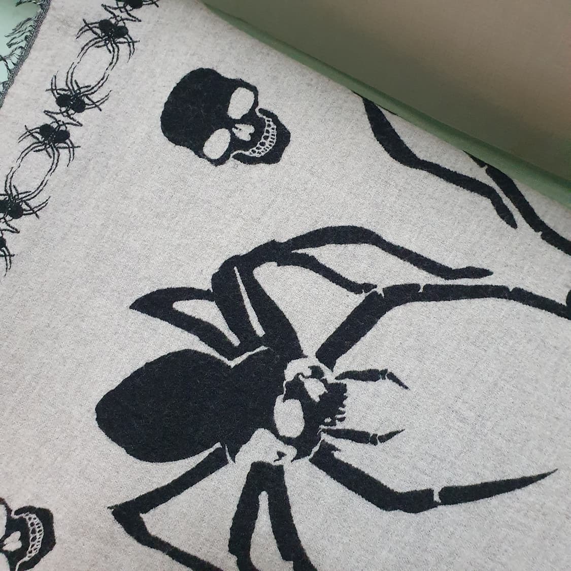 더쿠플스 숄 머플러 상품이미지2