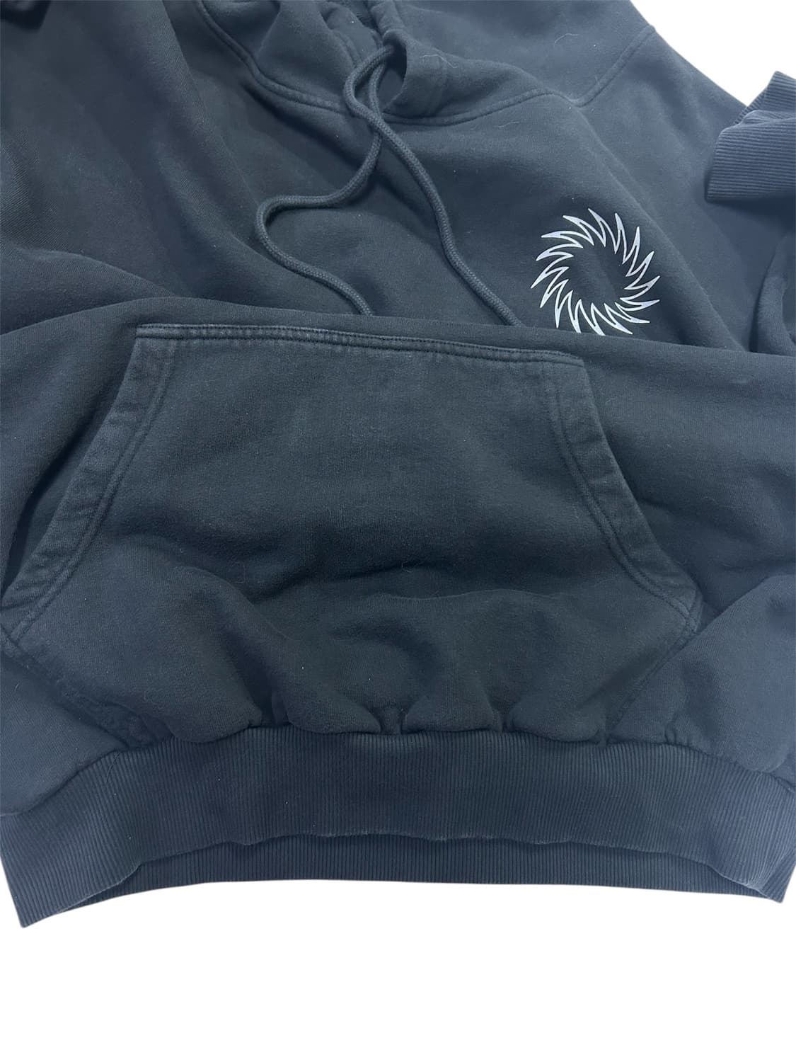 (XL) UVU 트레이닝 클럽 후드 블랙 리플렉티브 상품이미지3