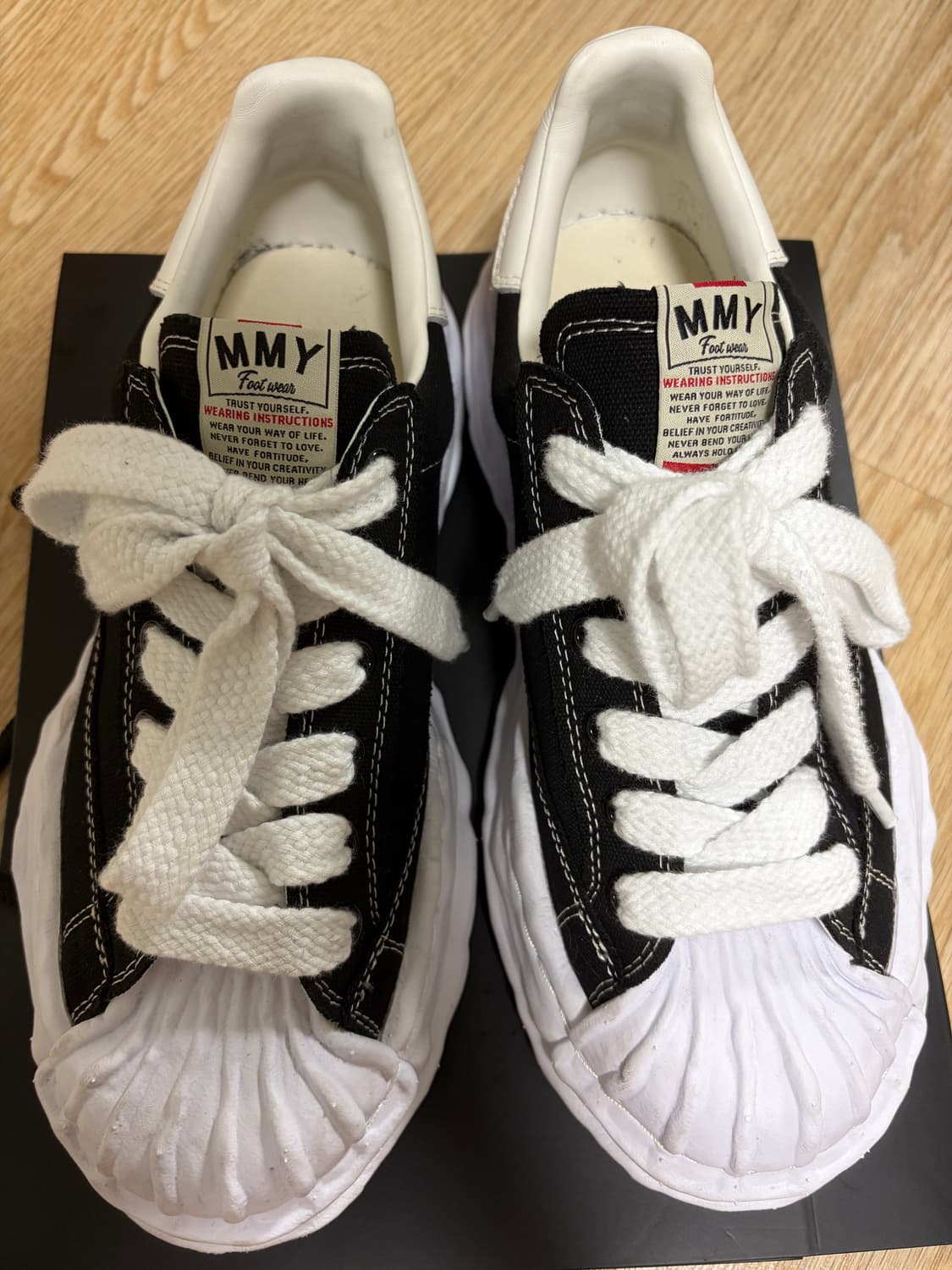 미하라야스히로 블레이키 42사이즈 270 상품이미지1