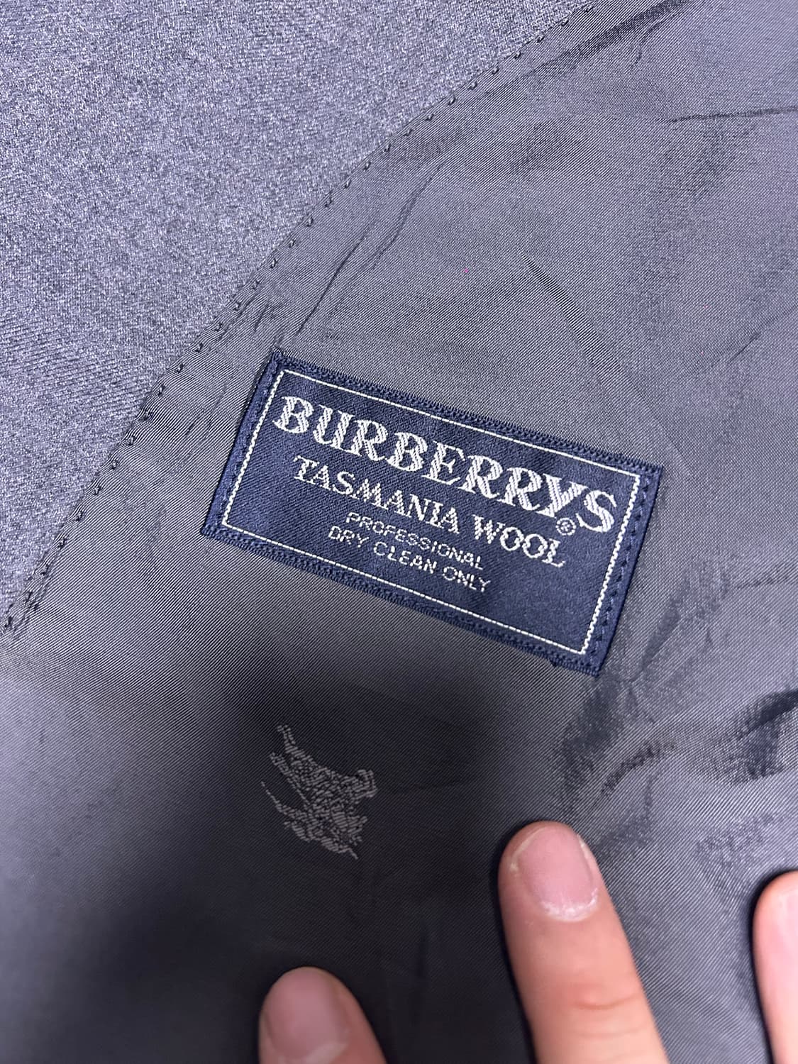 버버리 더블 타스마니아 울 사이즈 105 상품이미지5