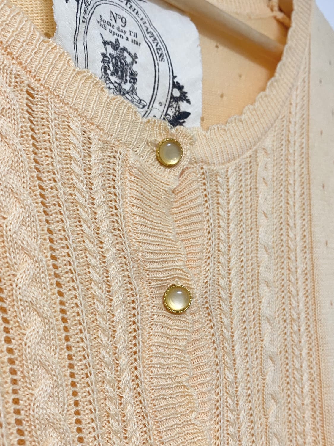 Butter Yellow Eyelet Knit Cardigan 상품이미지4