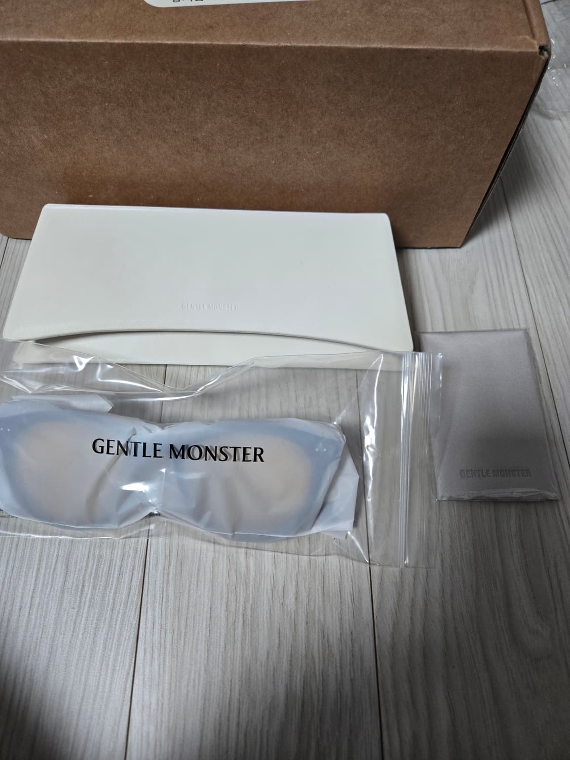 젠틀몬스터 랭 오렌지 틴트 선글라스  상품이미지1