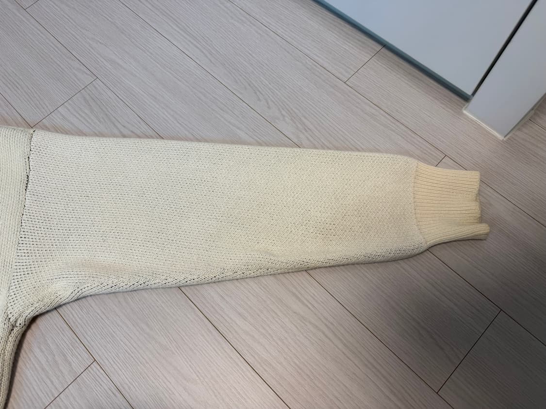 에센셜 essentials 니트 스웨터 버터크림 S 상품이미지4