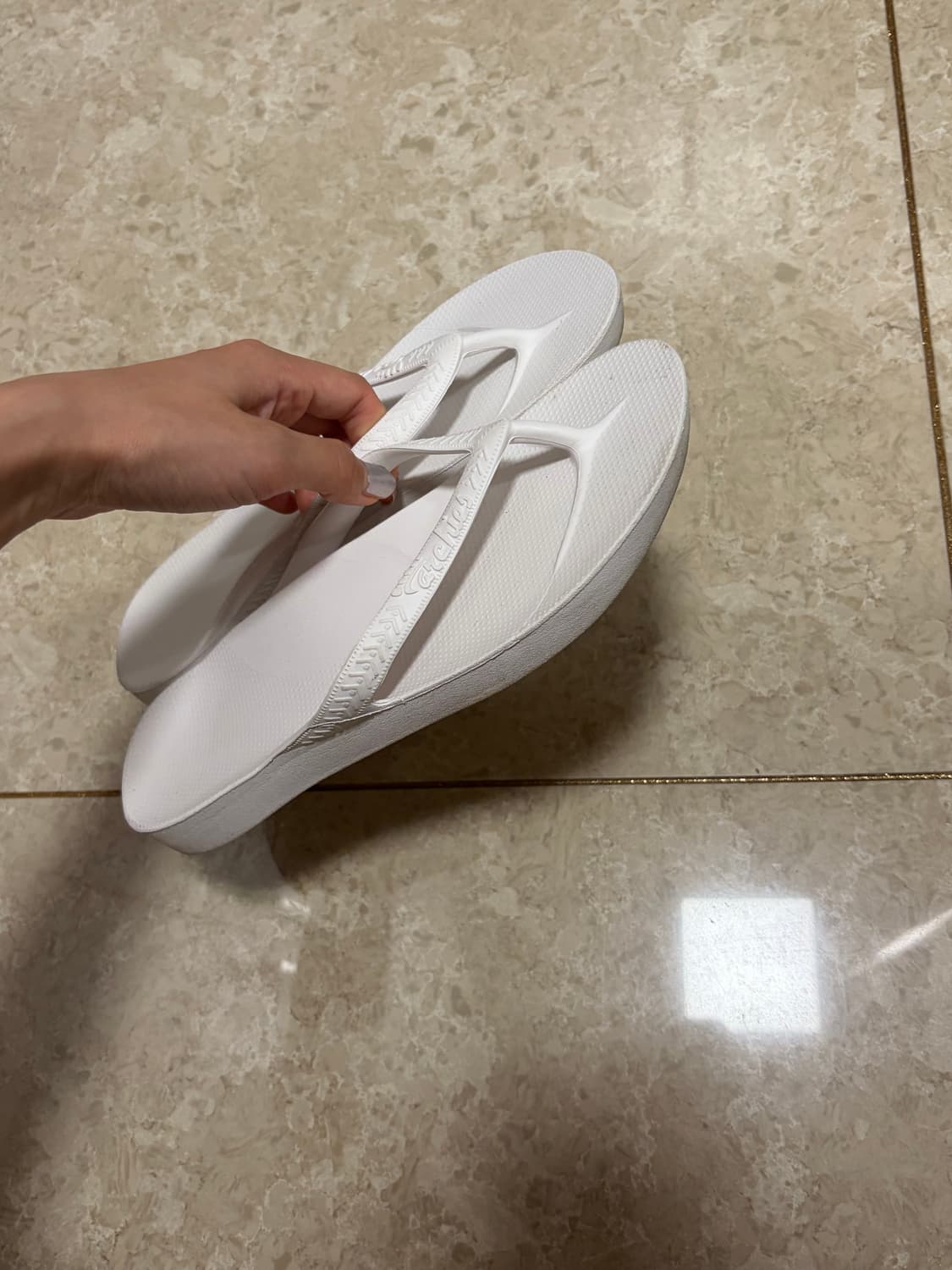 아치스 쪼리 화이트 상품이미지2