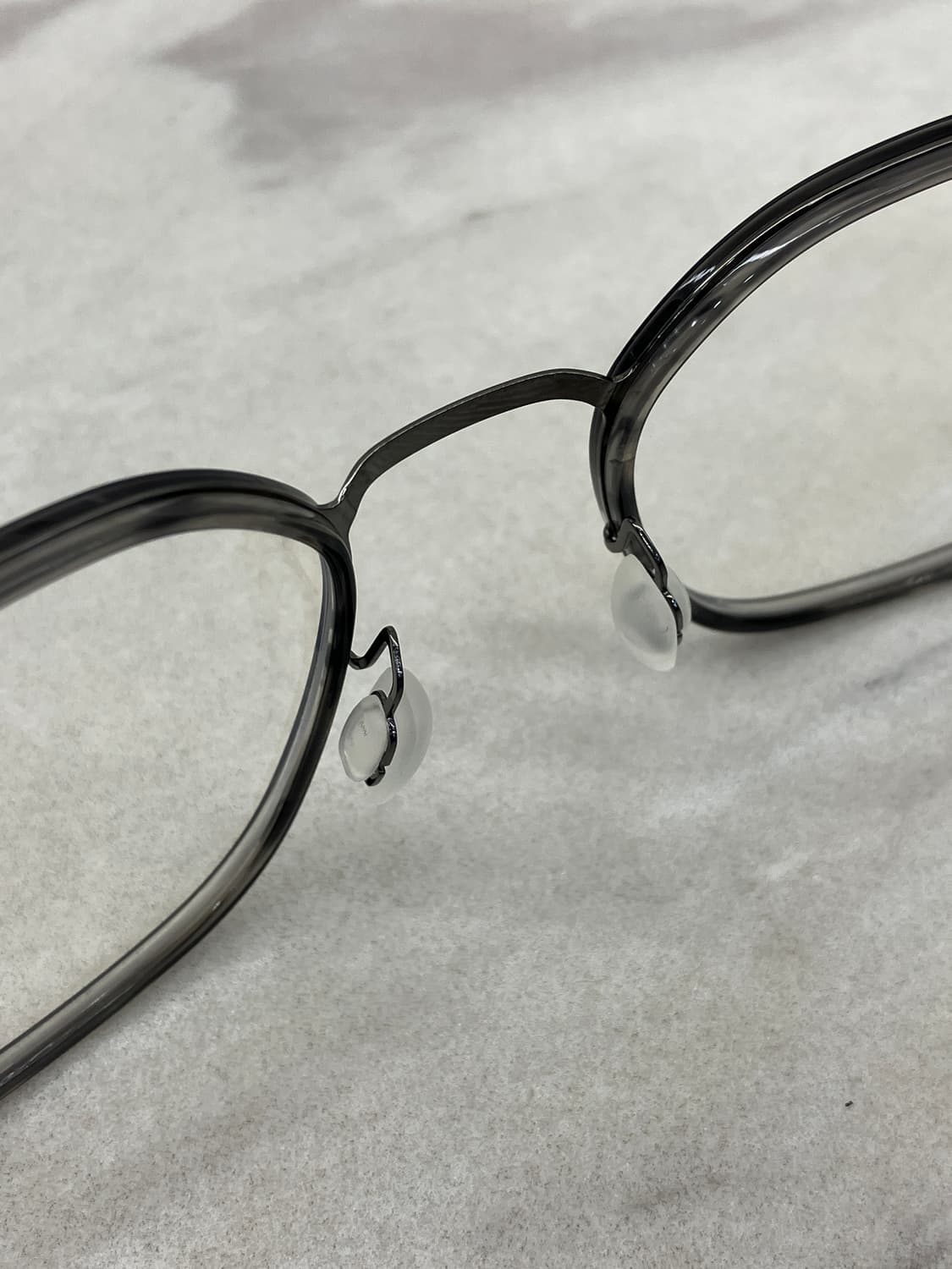 니로 NIRO 딥실버 차콜클리어 솔텍스 웰링턴 메탈테 안경 상품이미지4