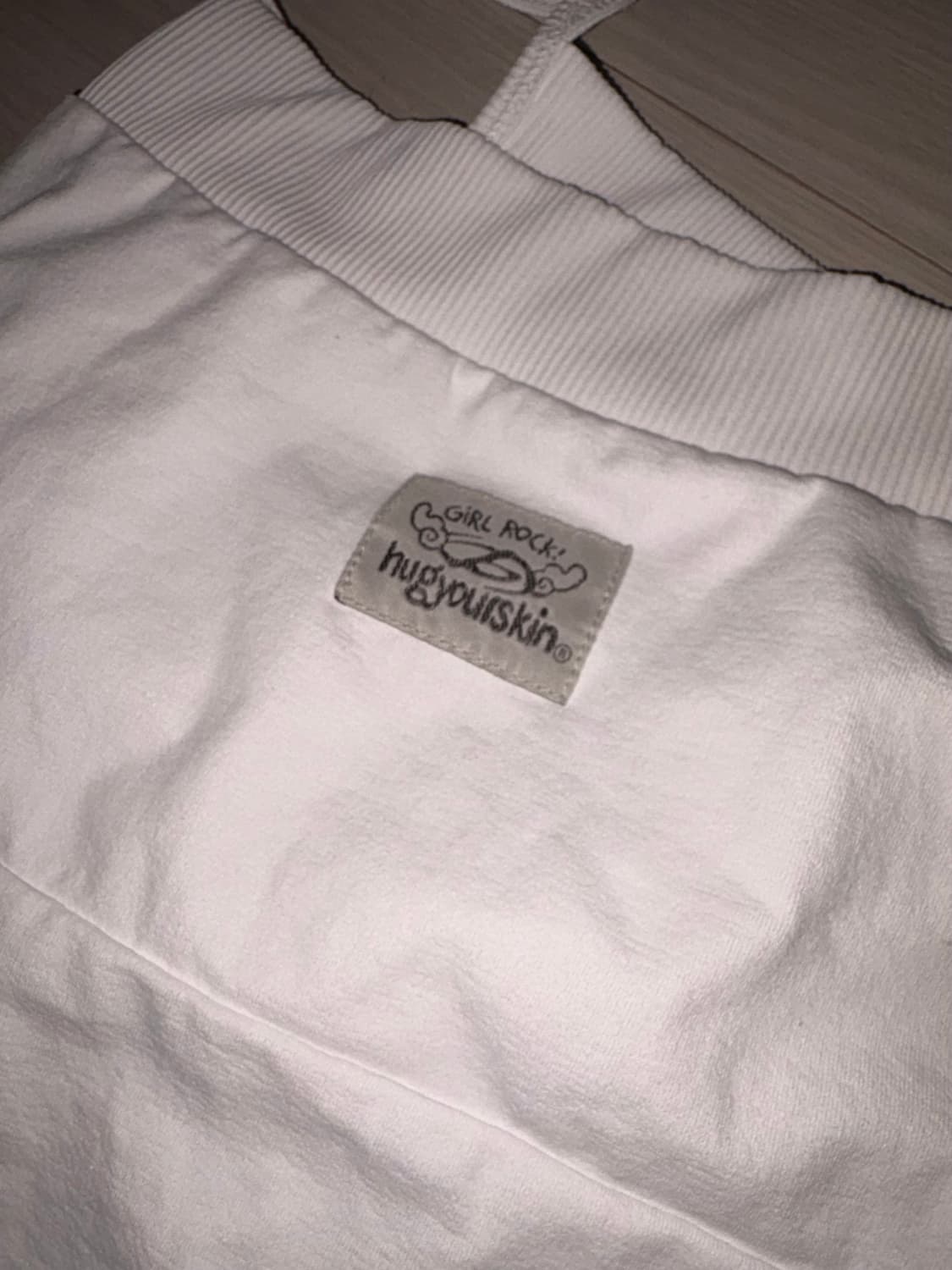 허그유어스킨 hugyourskin 프린트 나시 상품이미지2