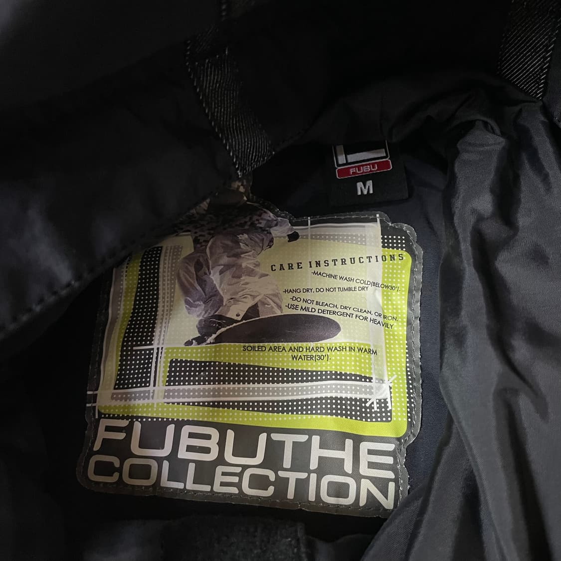  후부 블랙 디테일 바람막이 자켓 M  상품이미지4