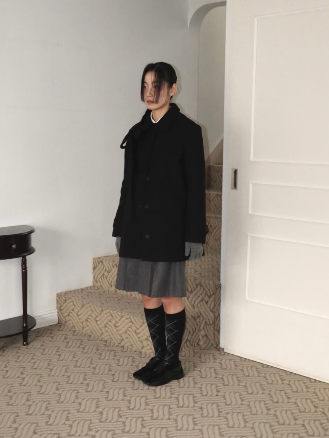 (새상품) 라운드카라 블랙 코트 상품이미지4