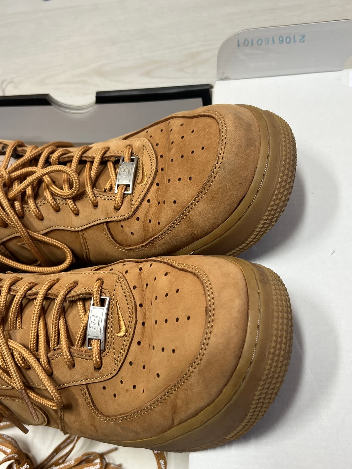 나이키 슈프림 에어포스 된장 280 판매합니다 상품이미지2