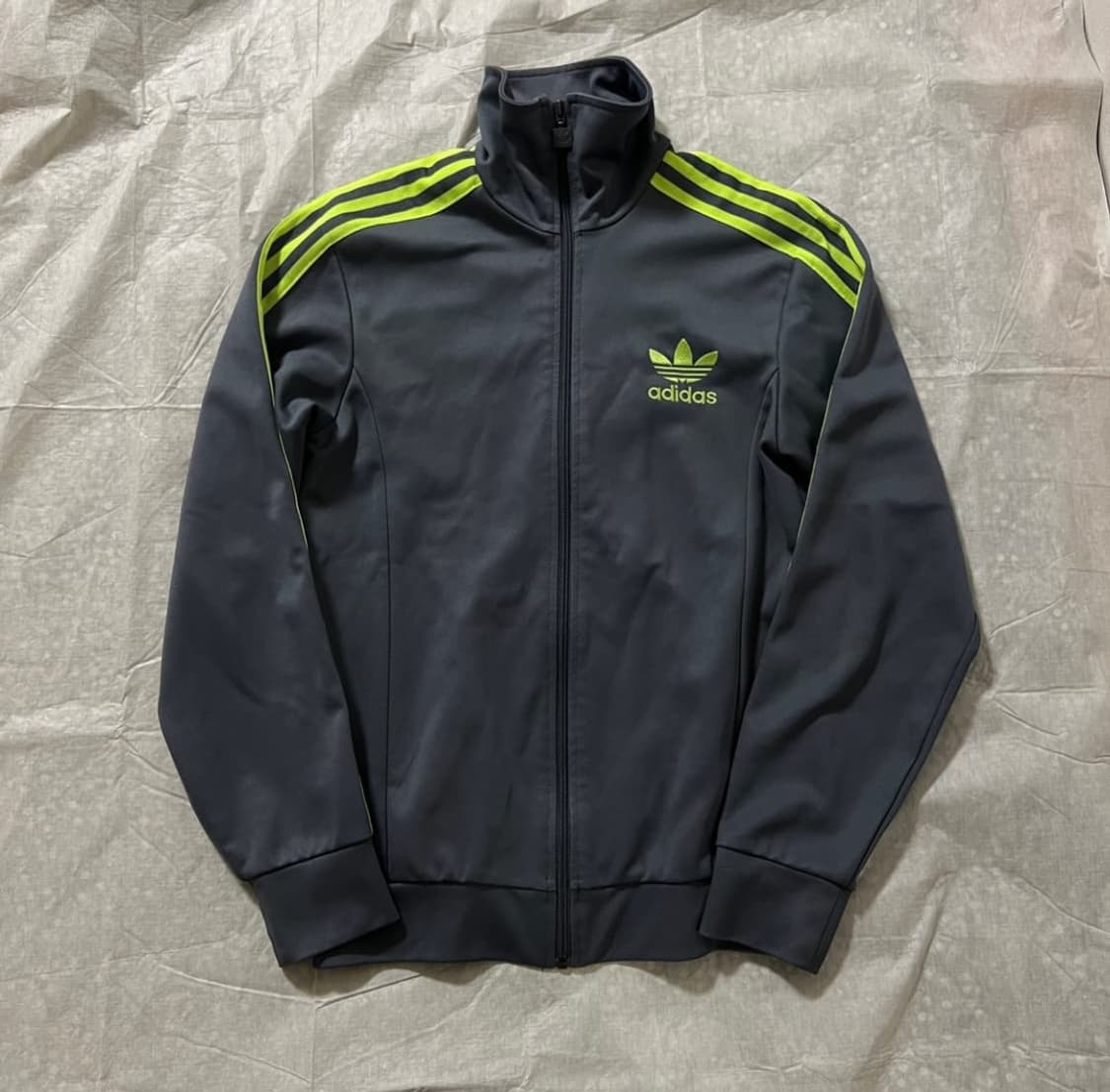 아디다스 유로파 회색 형광 져지 상품이미지1