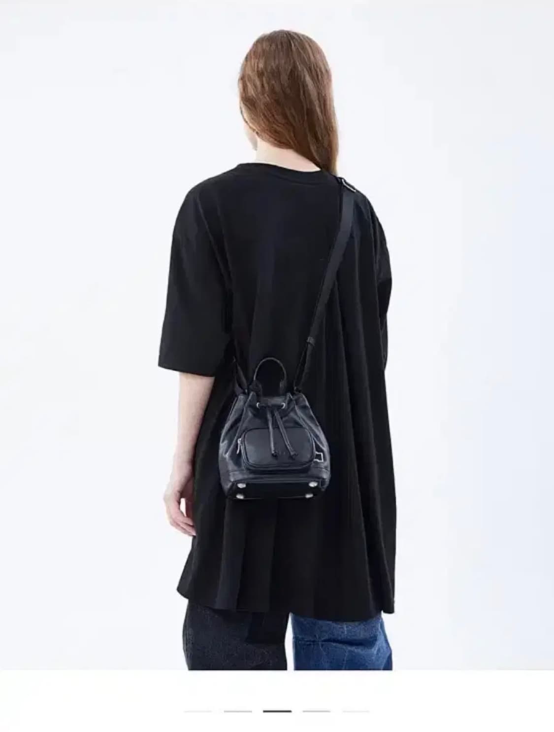 아더에러 피넛 레더 백 숄더백 느와르 상품이미지6