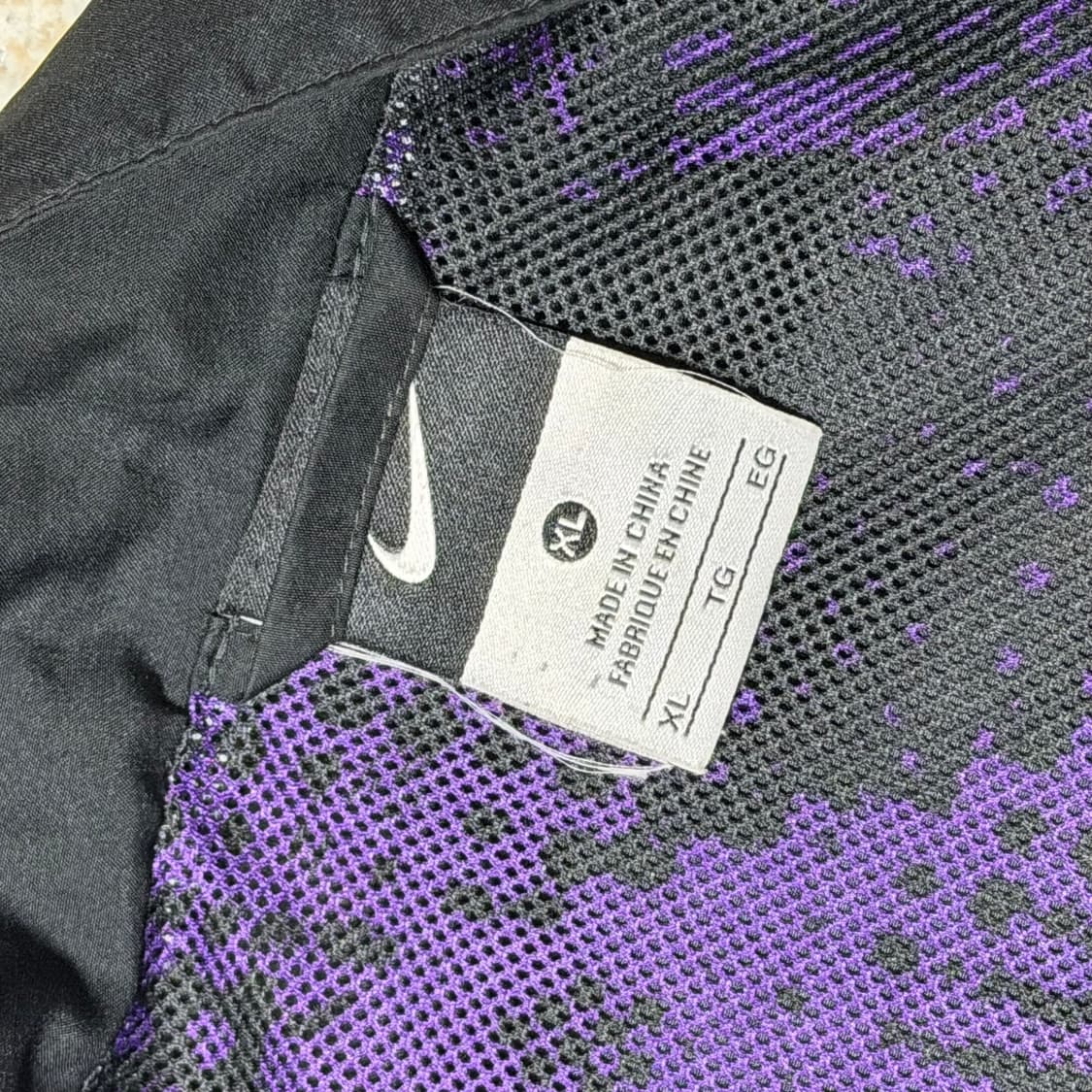 나이키 XL 블랙,퍼플 스우시 바람막이 상품이미지5