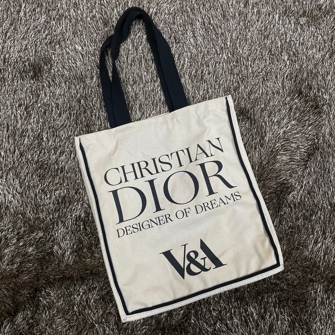 디올 dior V&A뮤지엄 에코백 상품이미지1