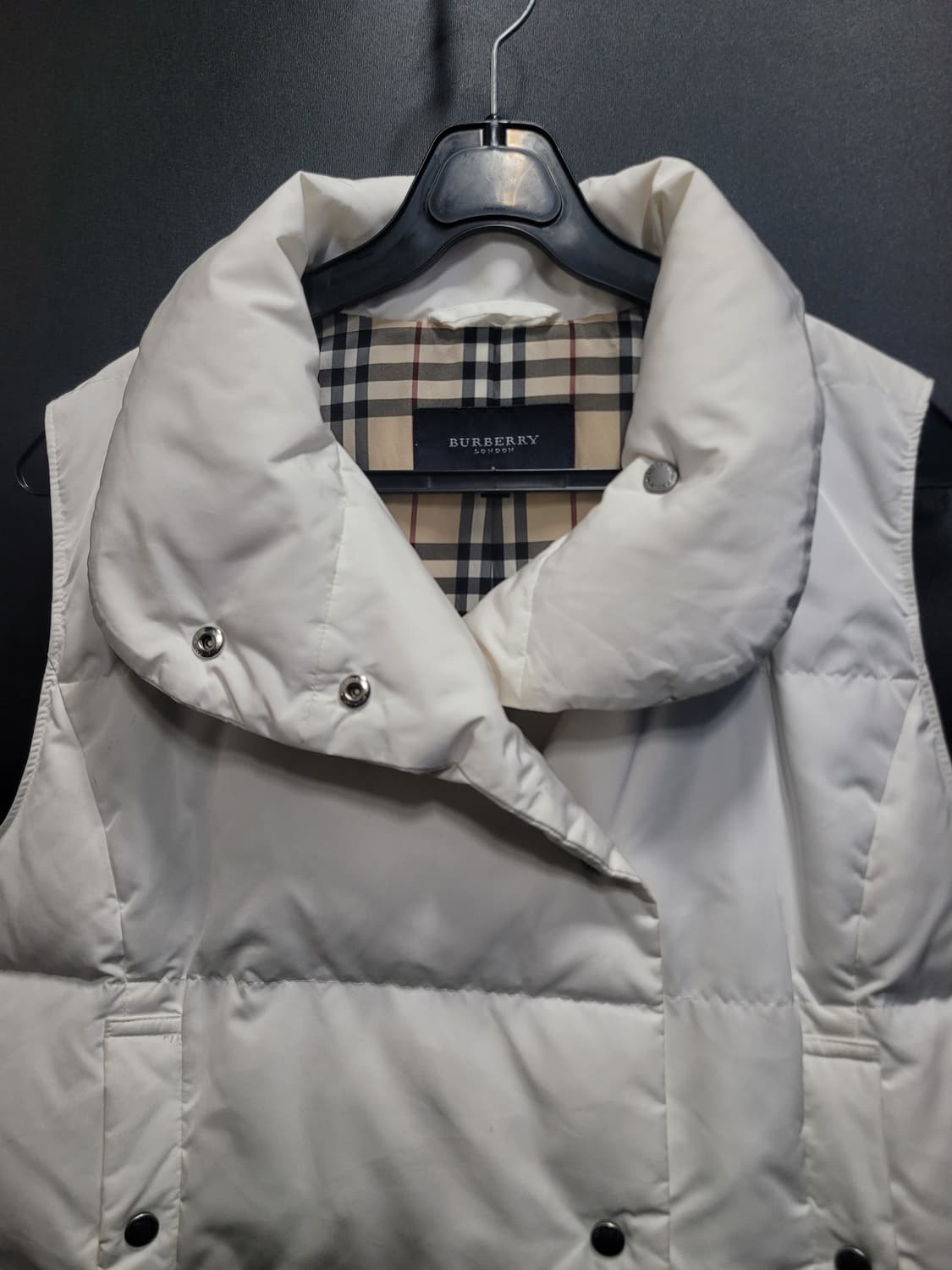 Burberry 버버리 다운 베스트 상품이미지2