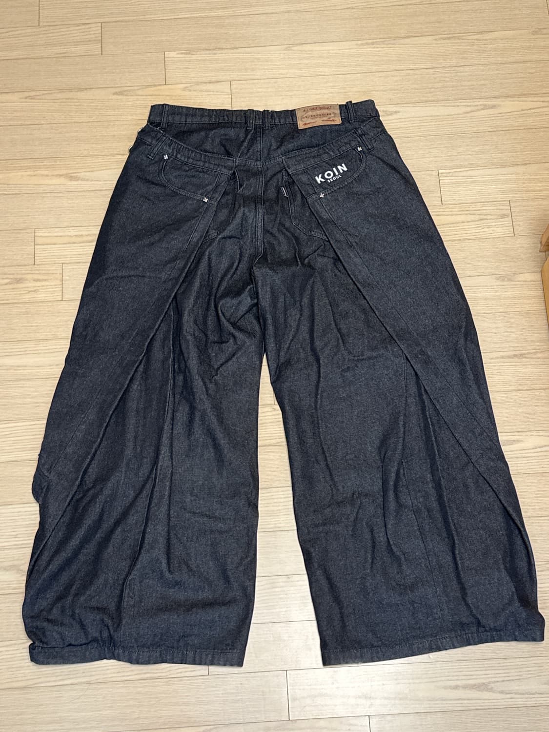 [KOIN SEOUL X SURGERY] ORBIT BUTTON PANT 상품이미지3