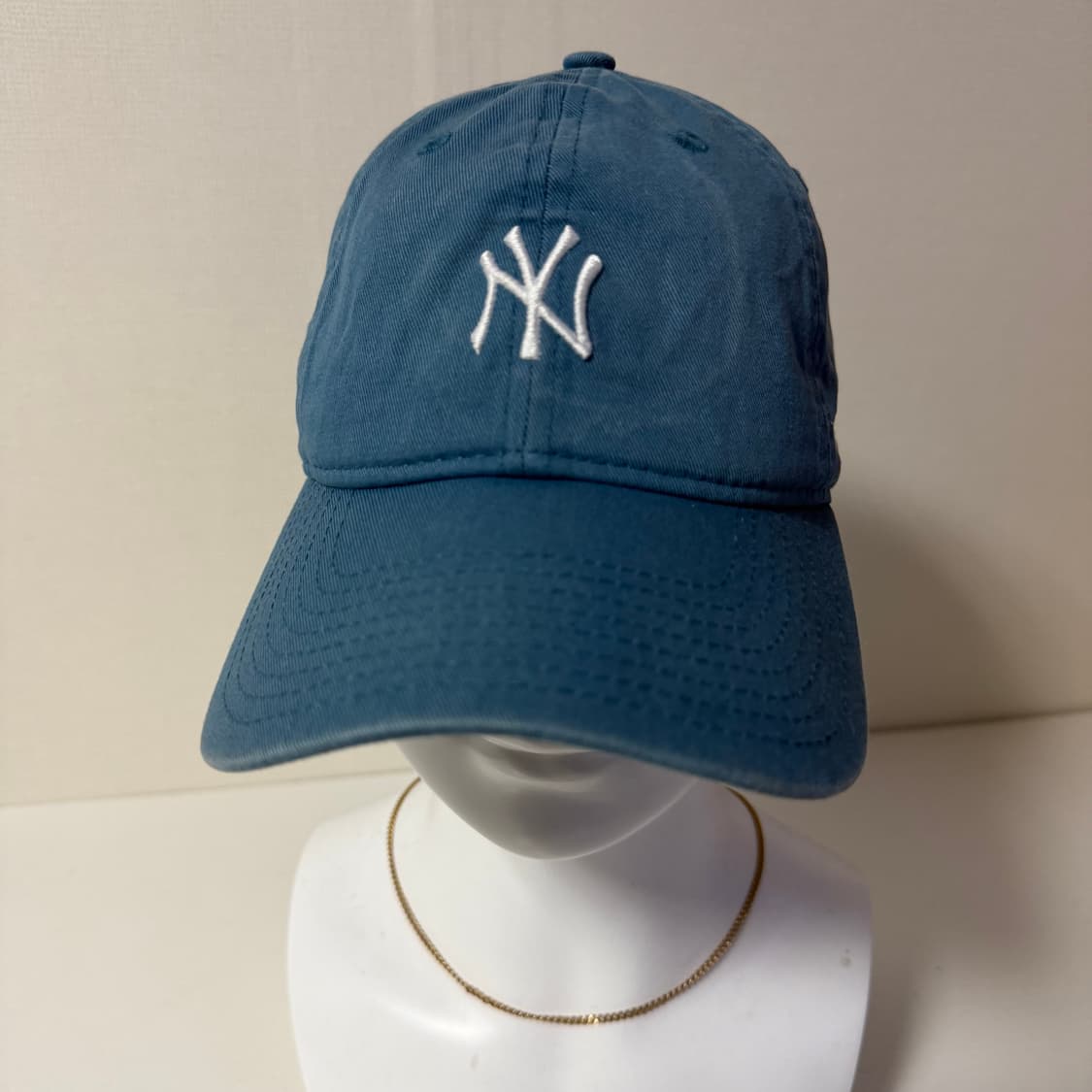 뉴에라 뉴욕 양키스 블루 페이즈 볼캡 상품이미지1