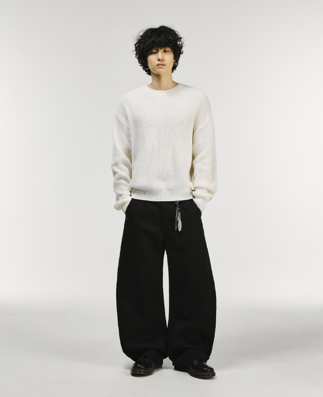 시그니처 커브드 사이드 패널 코튼 팬츠 블랙 상품이미지2