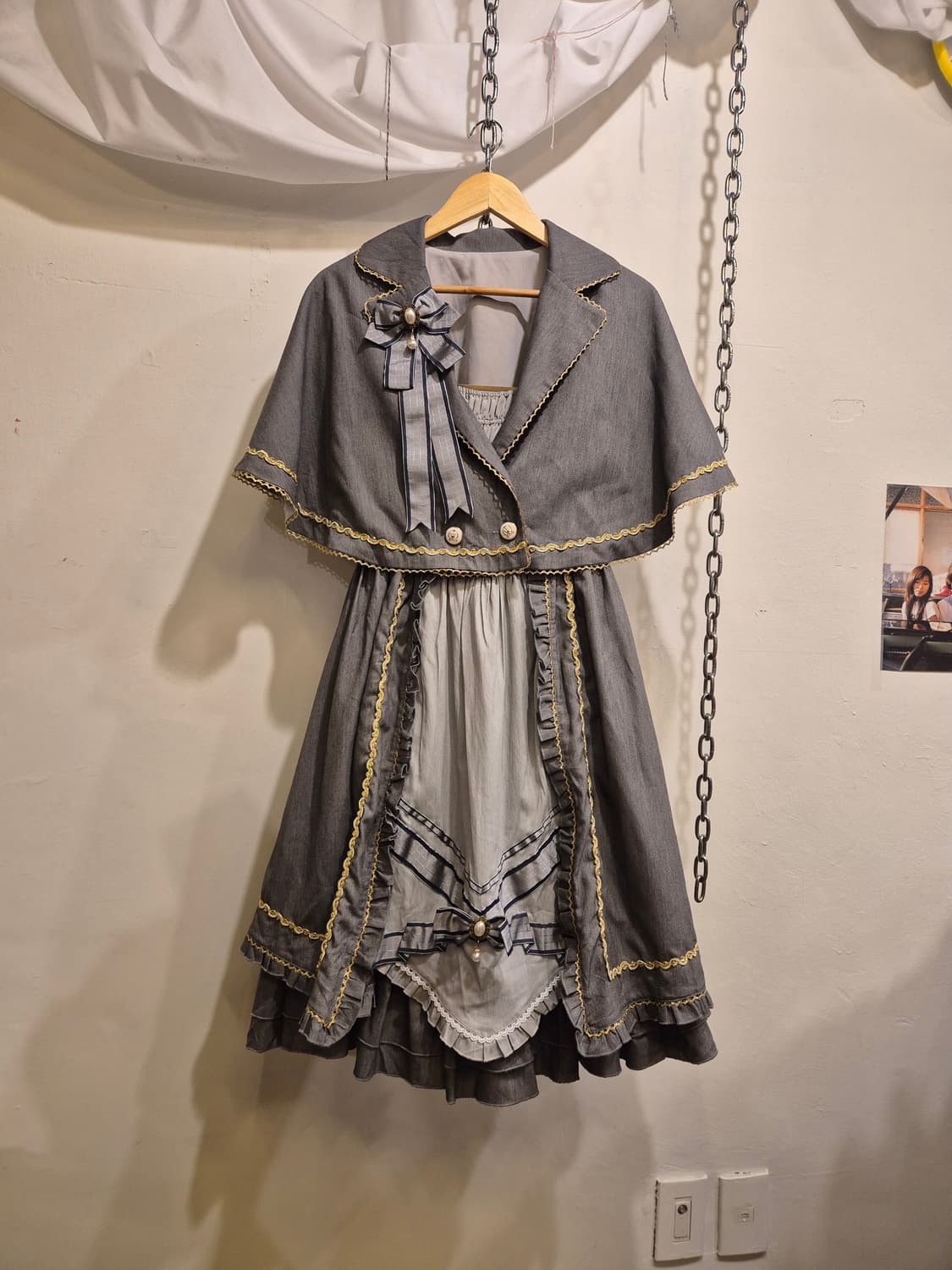 mcluster 리본 아일렛 진주 그레이 케이프 원피스 상품이미지1