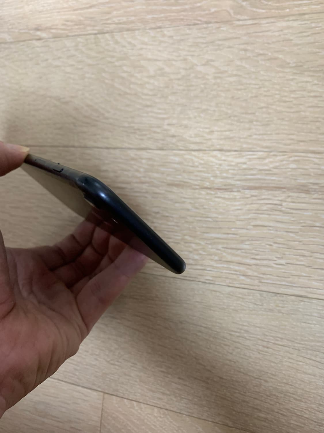 아이폰7 매트블랙 32GB 상품이미지6