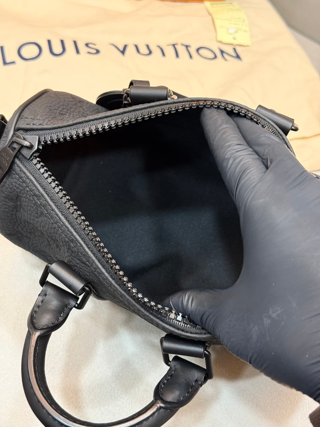 백화점판 루이비통 모노그램 토뤼옹 키폴 반둘리에 25  상품이미지7