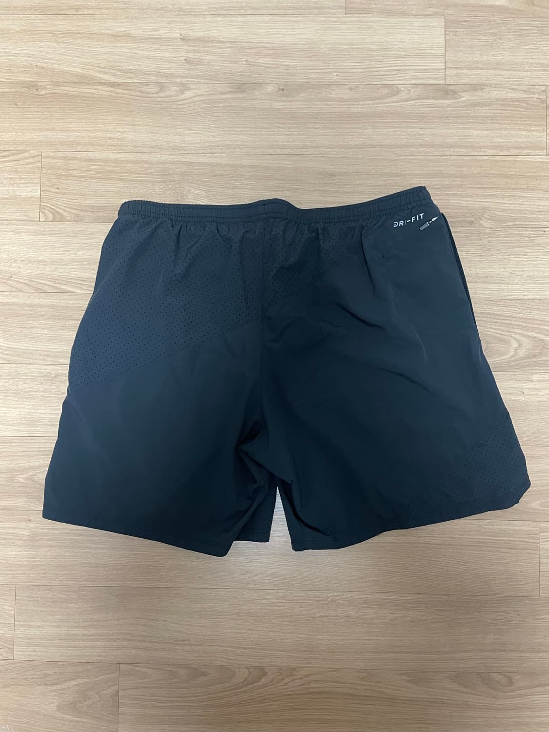 나이키 드라이 핏(Dri-FIT) 숏츠 반바지 상품이미지2