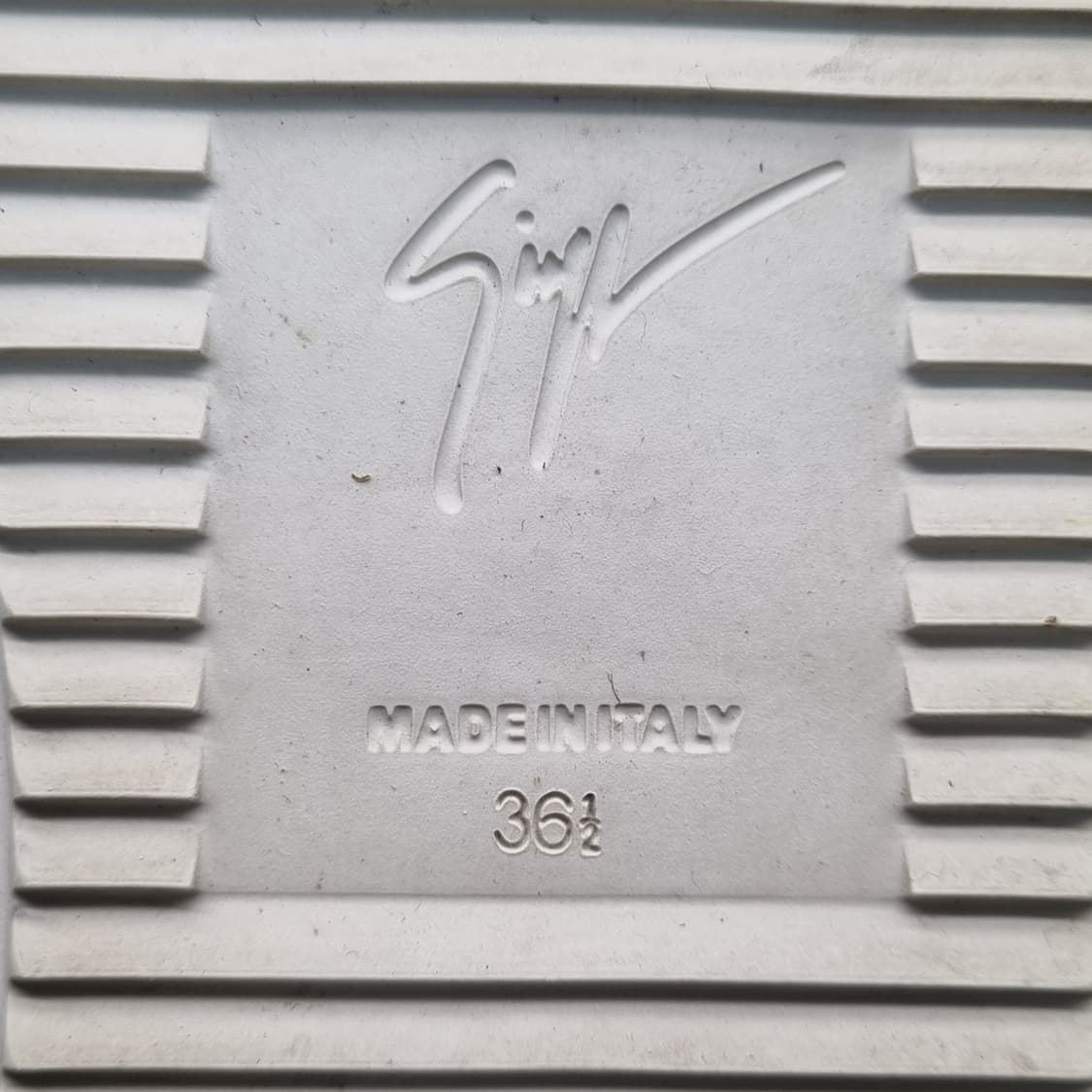 쥬세페자노티 여성스니커즈 230 상품이미지6