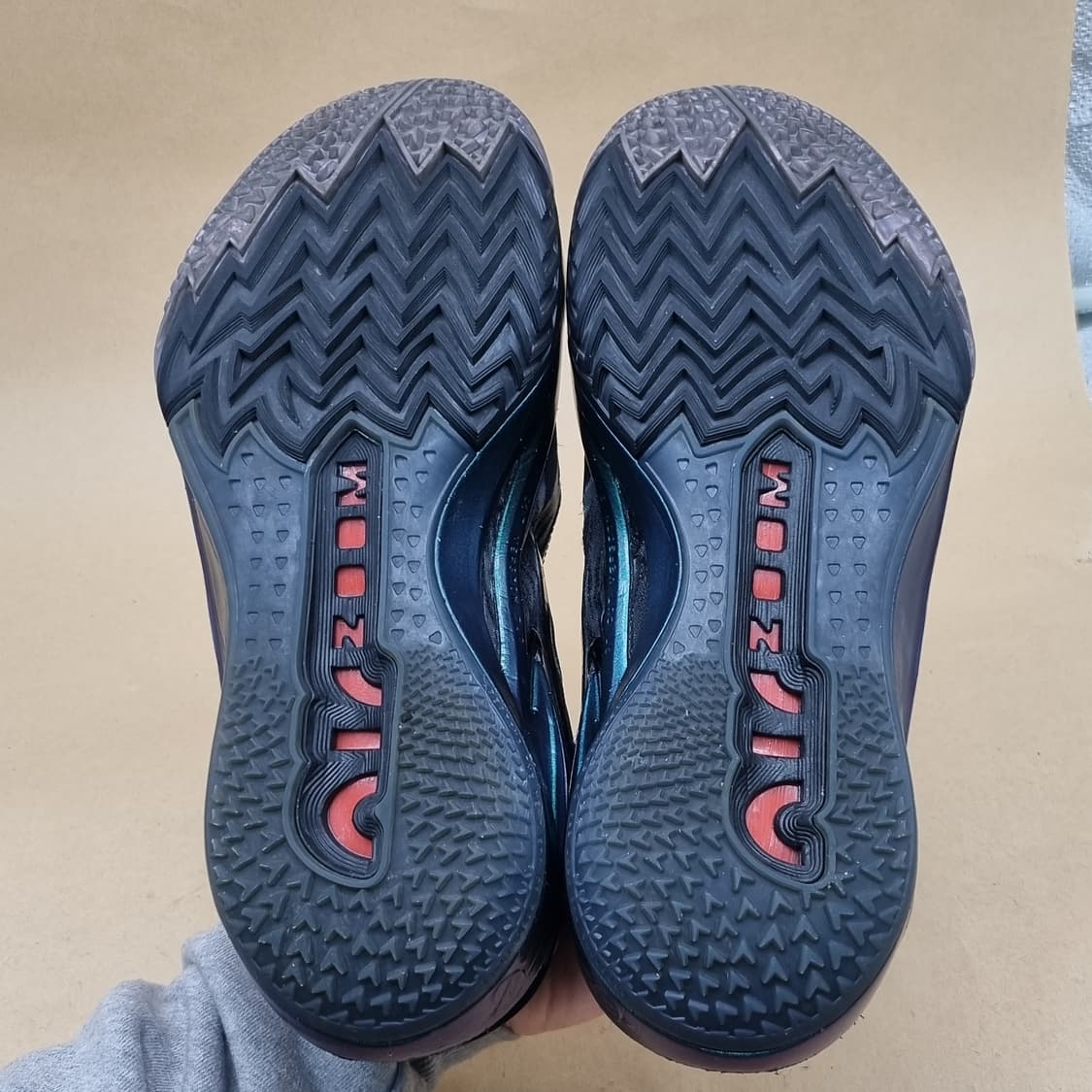 나이키 에어줌 GT 컷  농구화270 상품이미지3