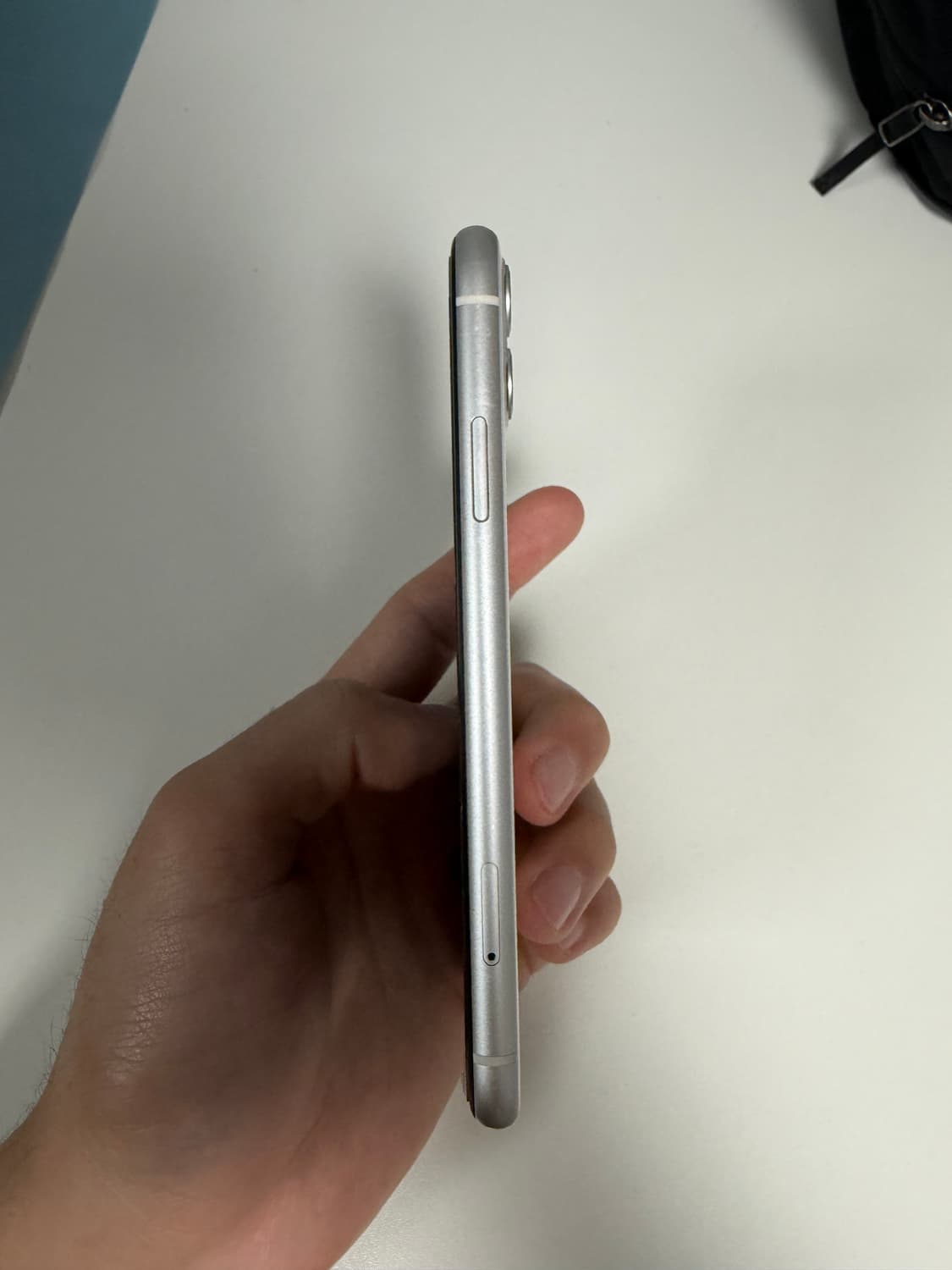 아이폰 11 화이트 128기가 상품이미지3